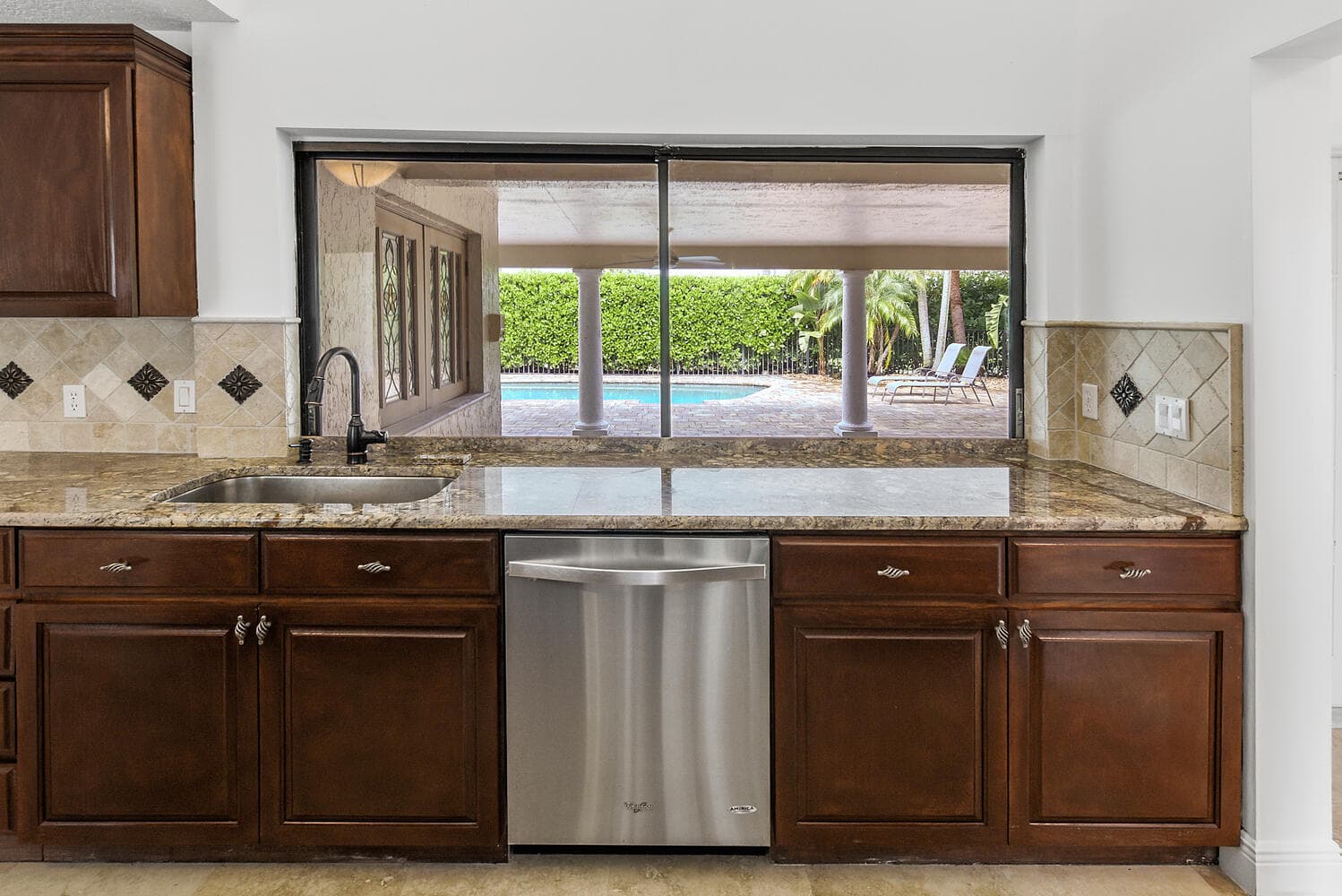 2022 Sunderland Avenue, Wellington, FL 33414 — photo 18 of 68