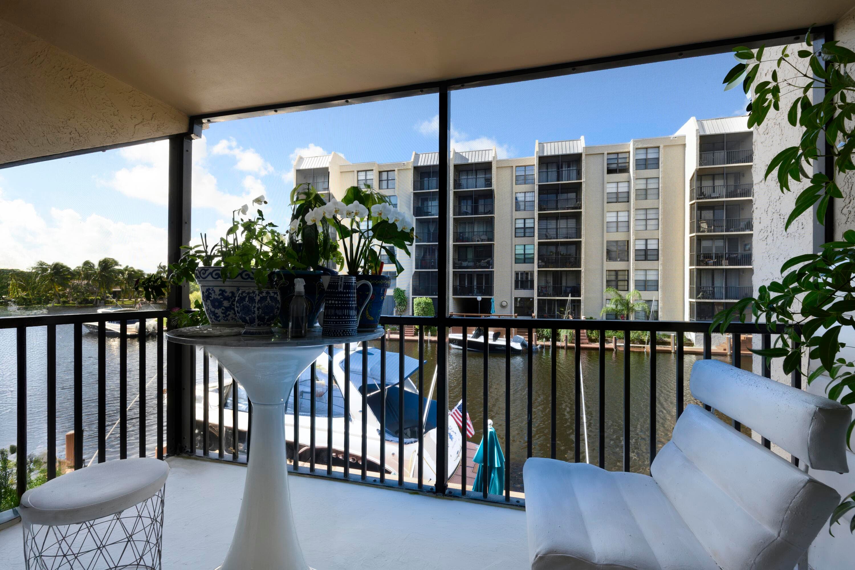 8 Royal Palm Way 2050, Boca Raton, FL 33432 — photo 7 of 26