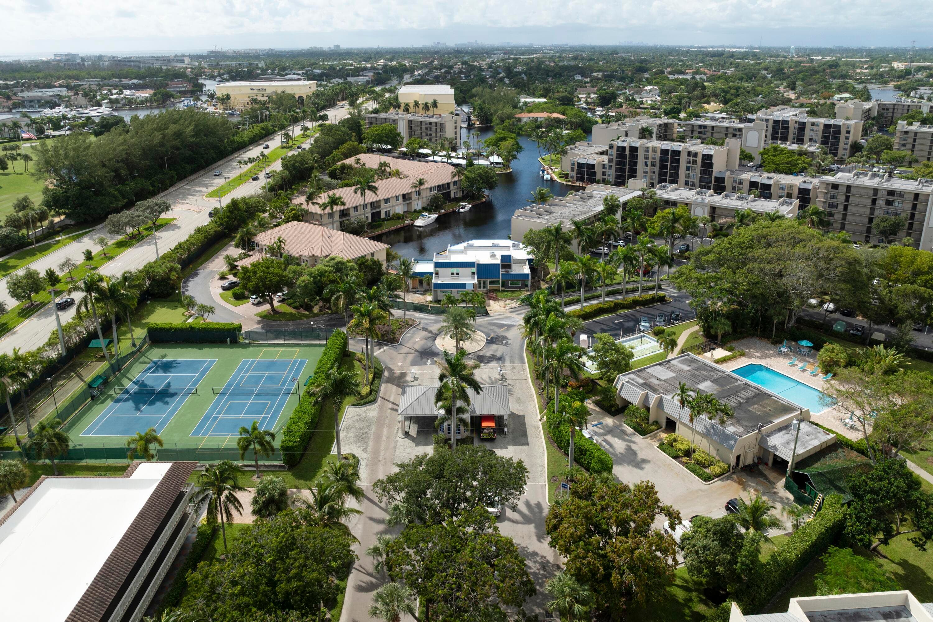8 Royal Palm Way 2050, Boca Raton, FL 33432 — photo 21 of 26