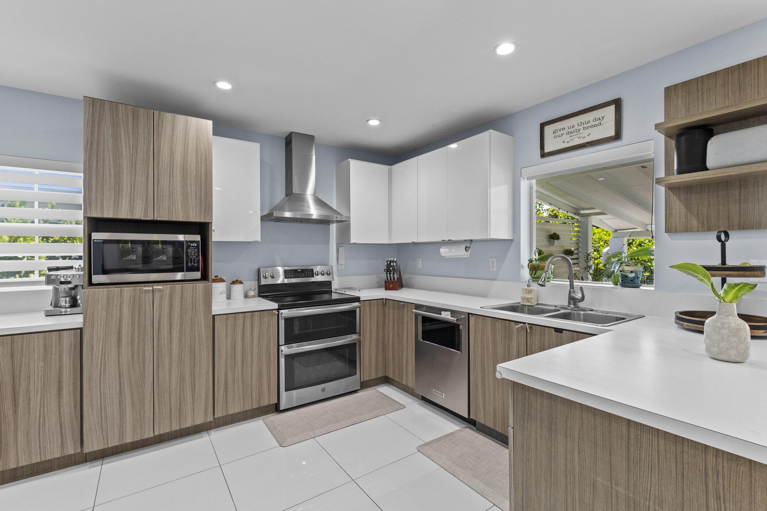 297 Minola Drive, Miami Springs, FL 33166 — photo 17 of 52