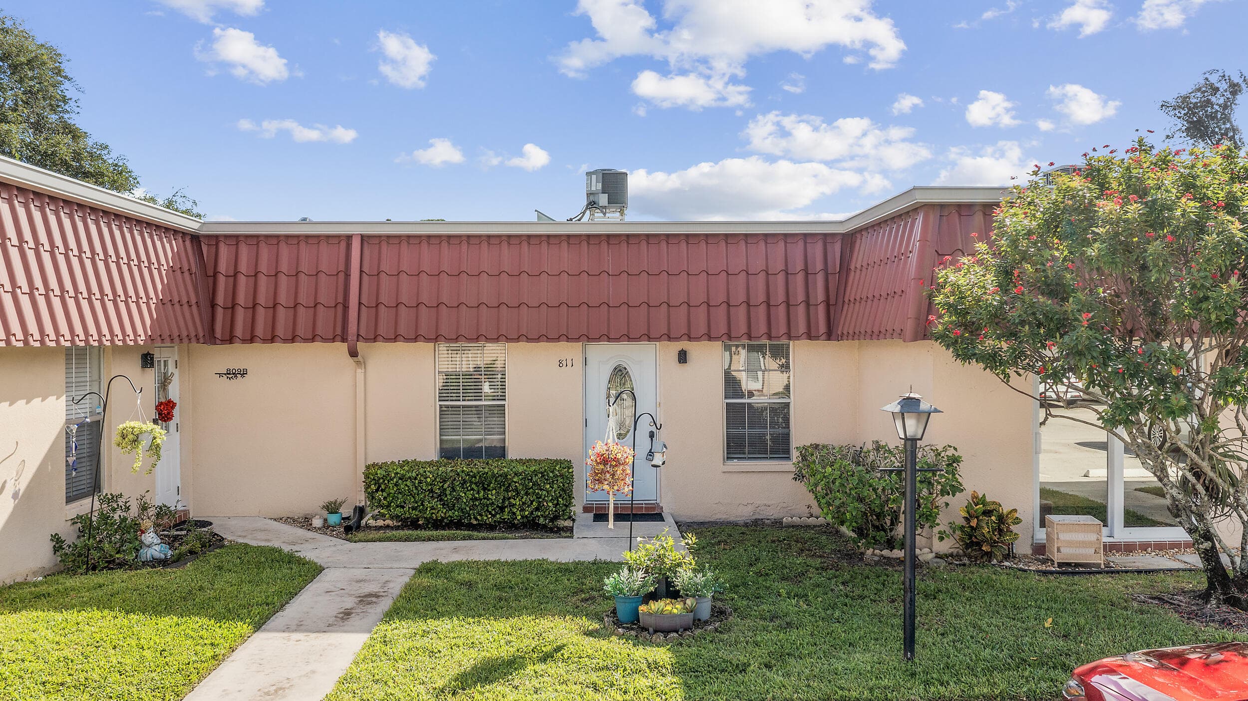 811 Salem Lane, Lake Worth, FL 33467 — photo 1 of 34