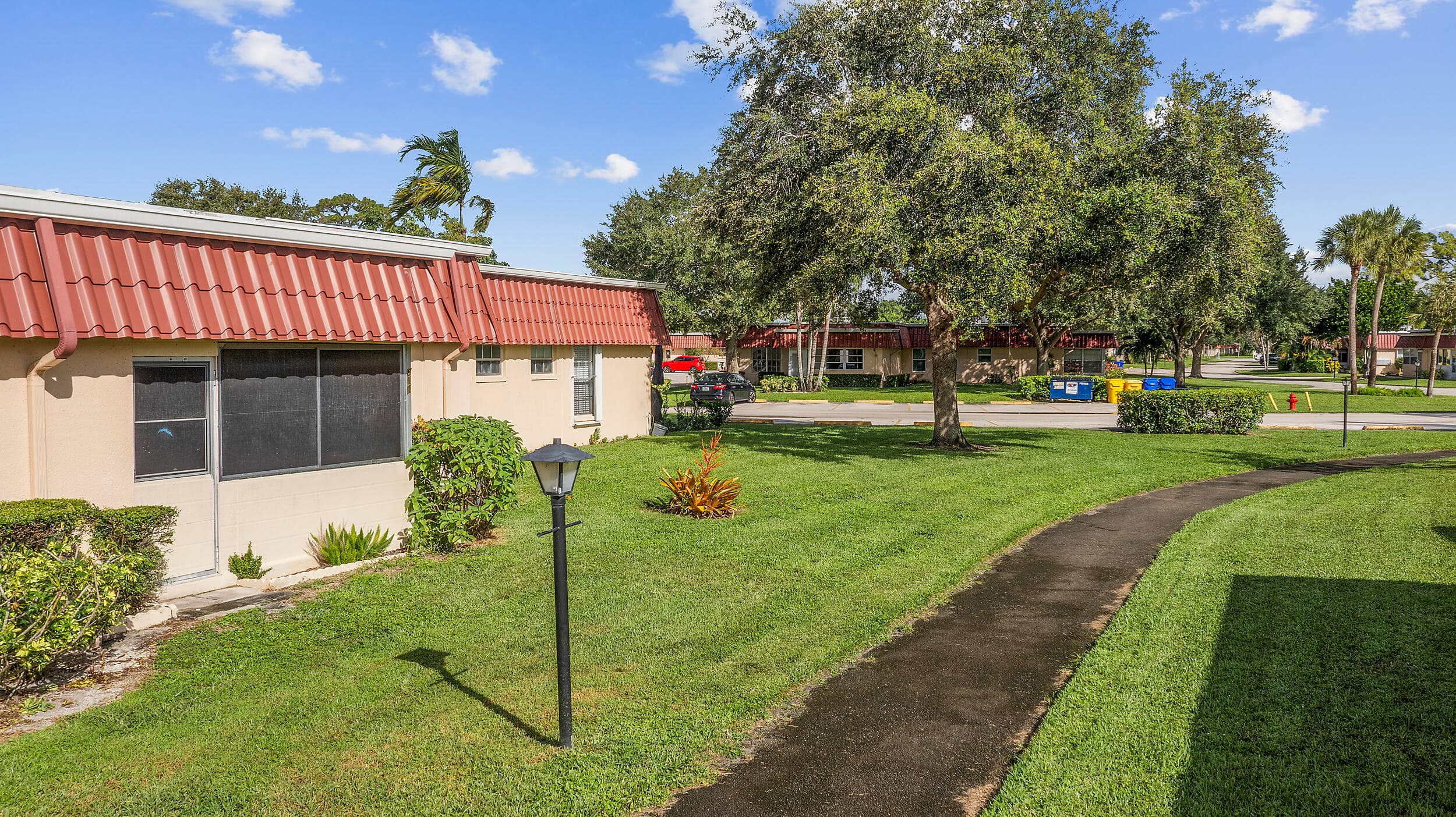811 Salem Lane, Lake Worth, FL 33467 — photo 4 of 34