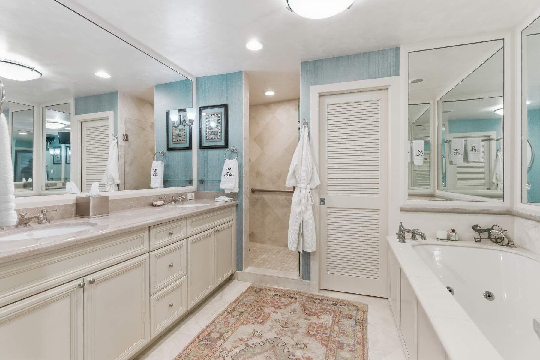 100 Royal Palm Way F4, Palm Beach, FL 33480 — photo 17 of 28