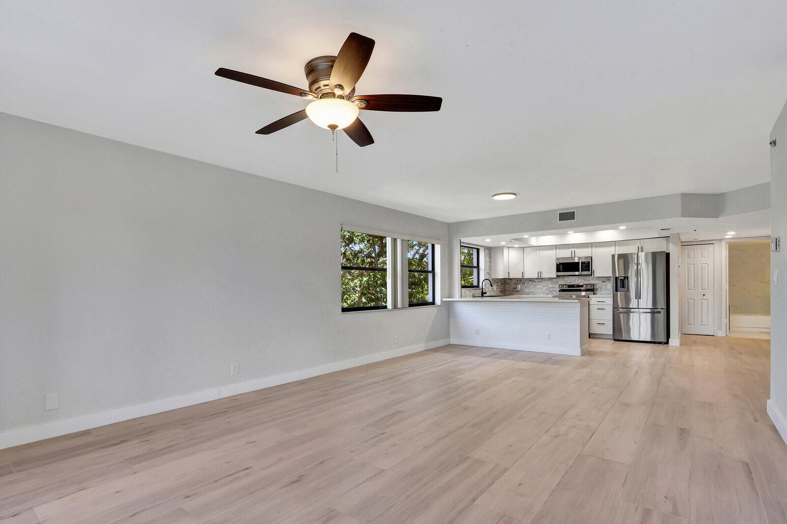700 Uno Lago Drive 301, Juno Beach, FL 33408 — photo 9 of 17