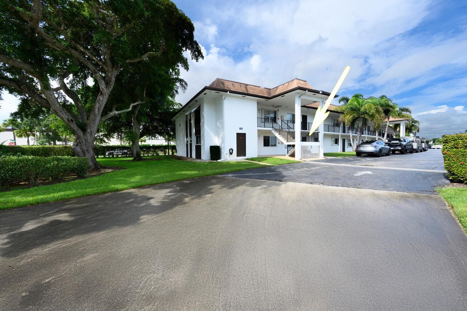 3075 Gardens East Drive 14, Palm Beach Gardens, FL 33410 — photo 2 of 24