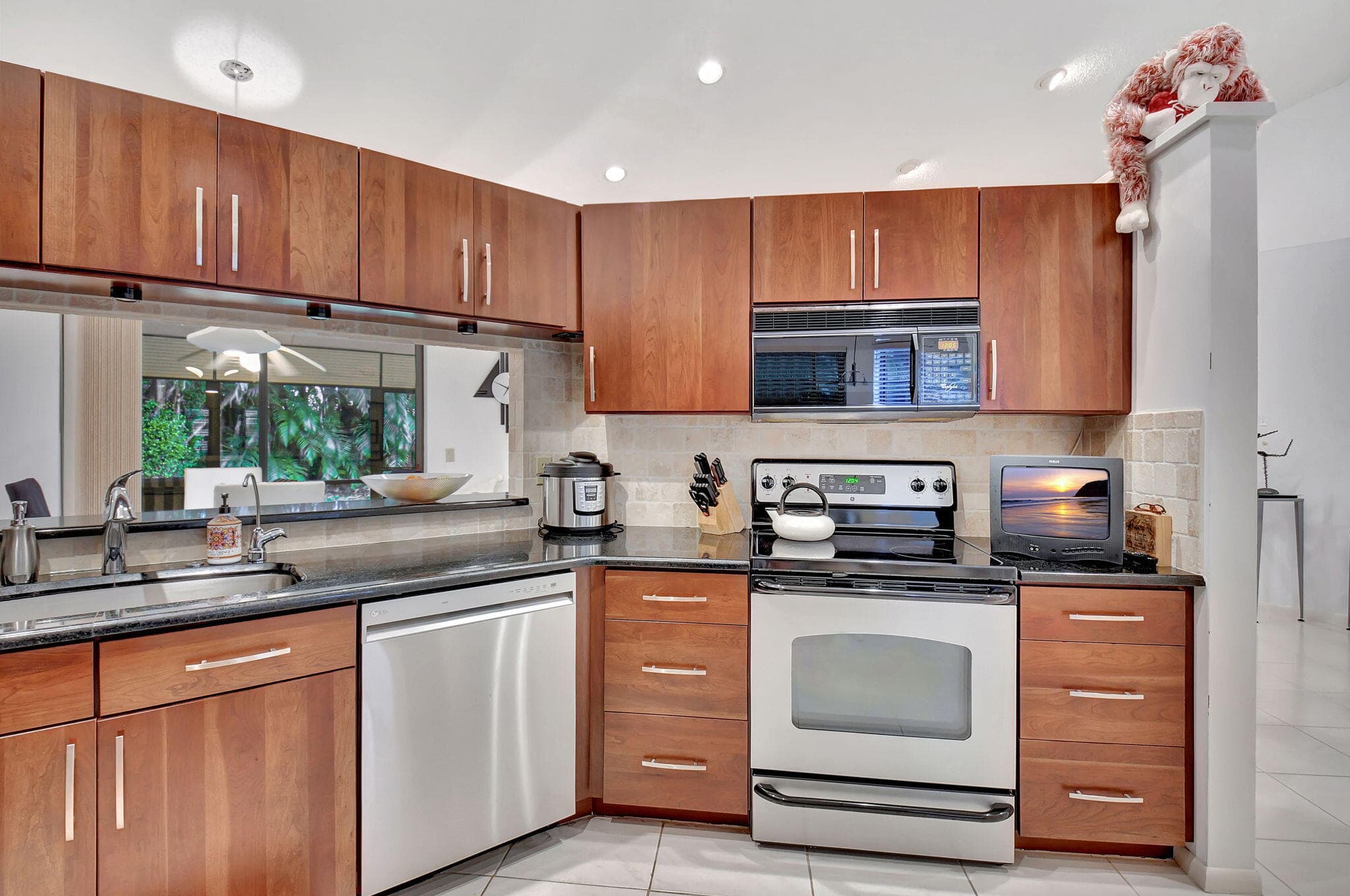7512 Lexington Club Boulevard A, Delray Beach, FL 33446 — photo 16 of 60