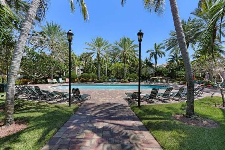 242 Village Boulevard 2304, Tequesta, FL 33469 — photo 30 of 34