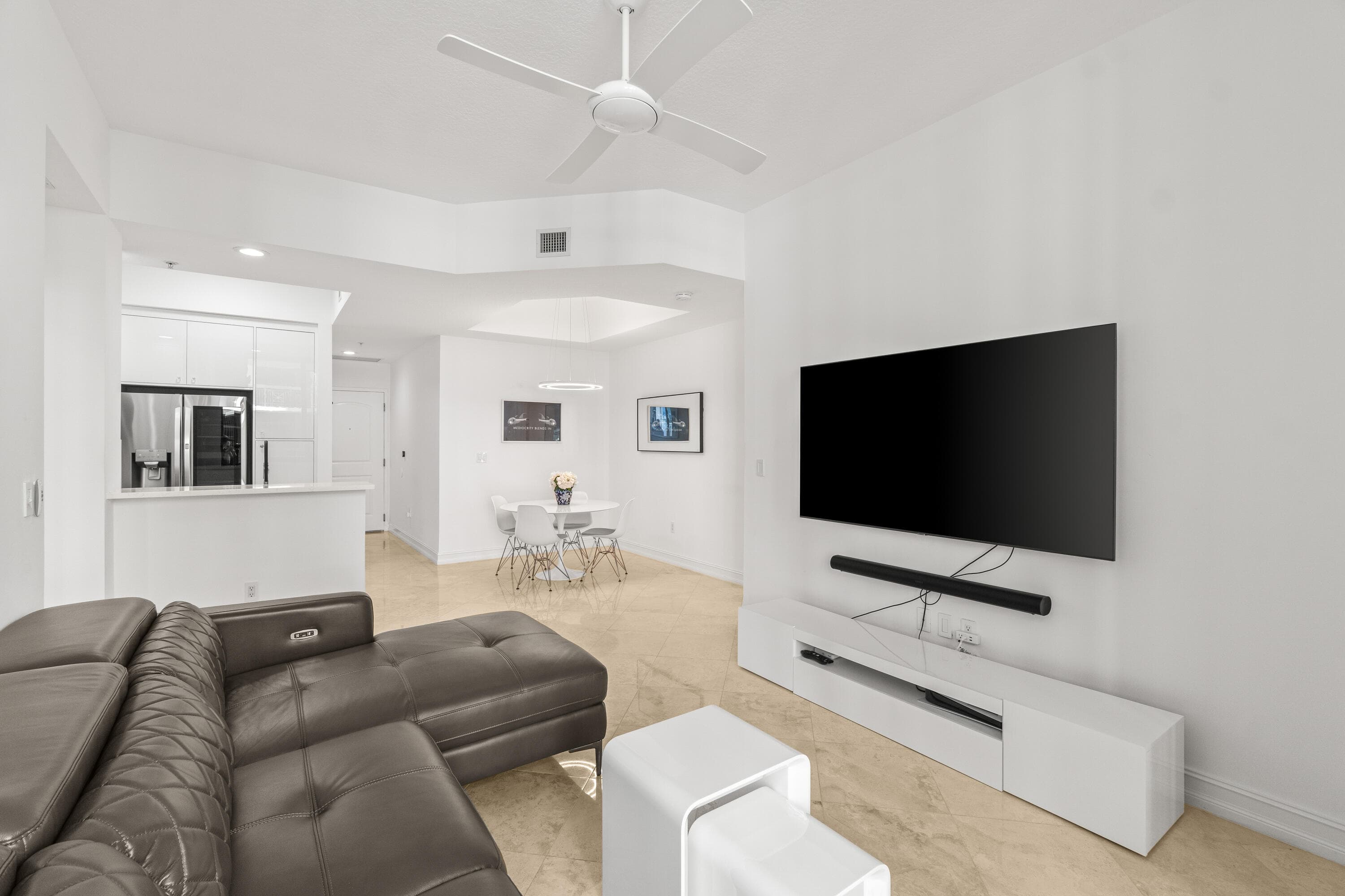 701 S Olive Avenue 1014, West Palm Beach, FL 33401 — photo 5 of 15