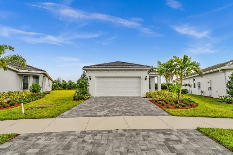 1133 Haven Circle, Vero Beach, FL 32960 — photo 1 of 68
