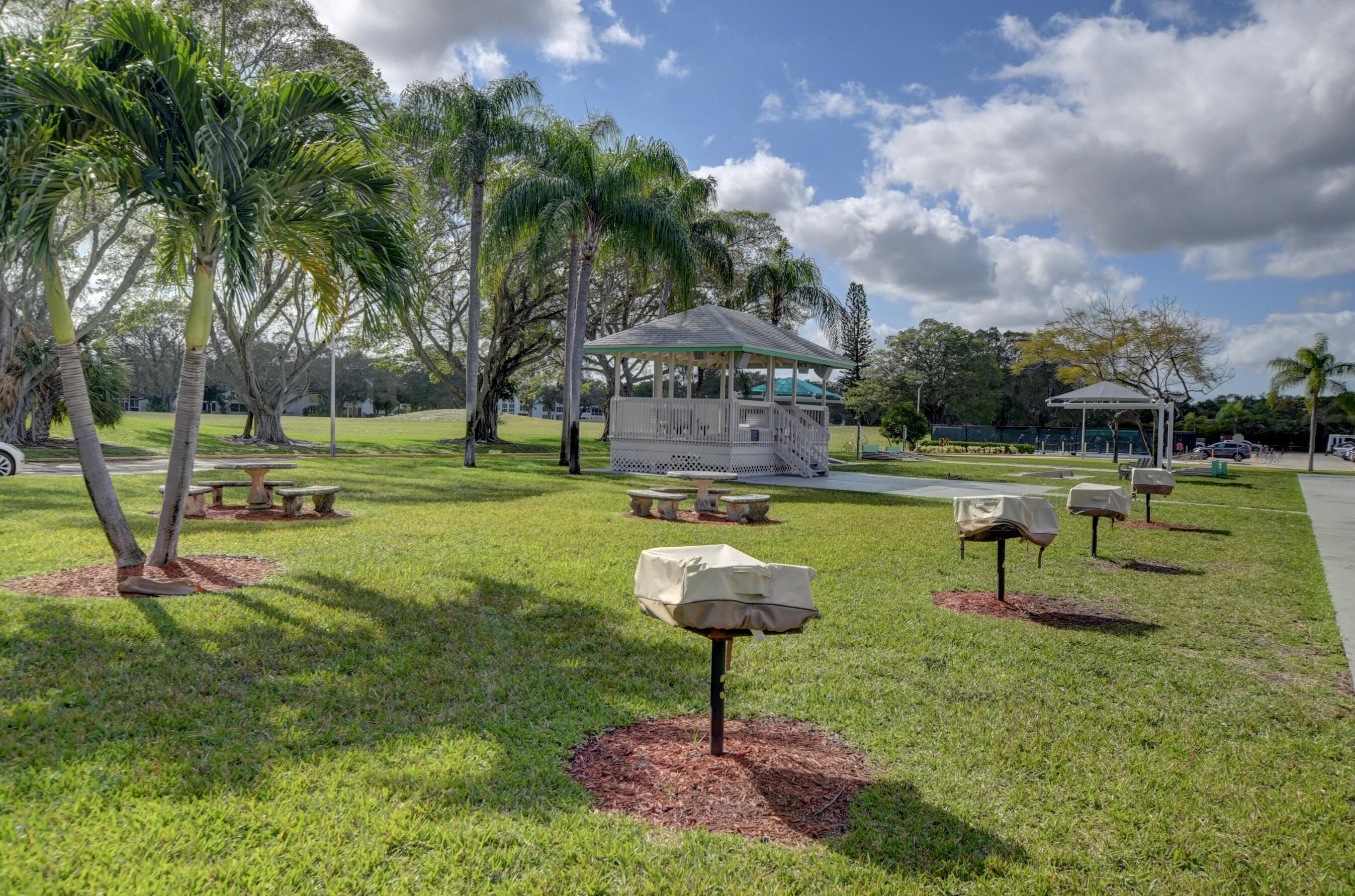 184 Oakridge L 184, Deerfield Beach, FL 33442 — photo 51 of 55