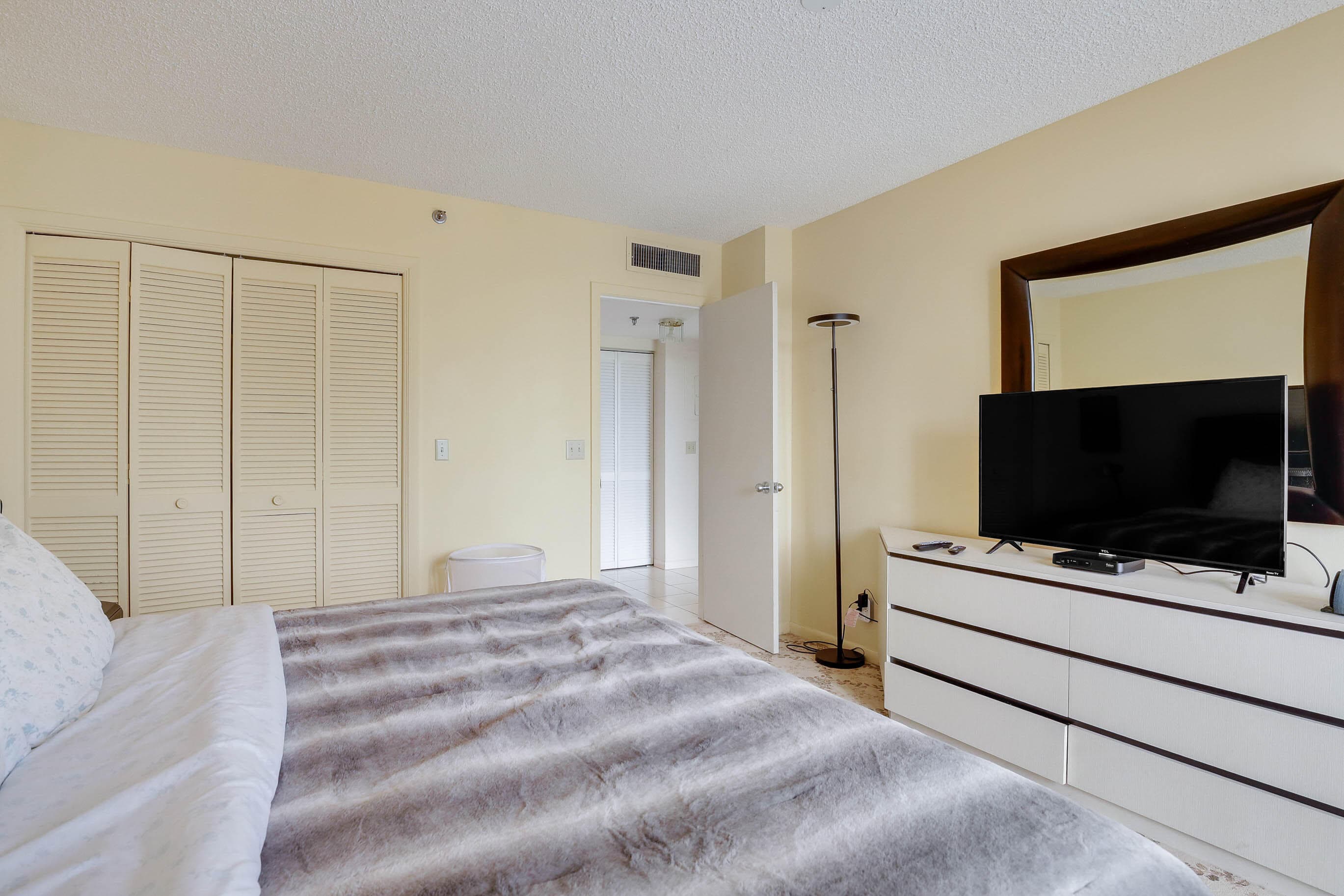 5279 Fountains Drive S 305, Lake Worth, FL 33467 — photo 24 of 37