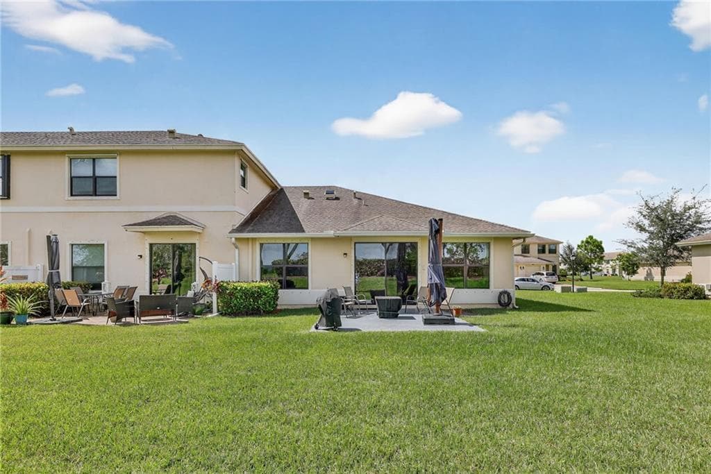 9897 E Villa Circle, Vero Beach, FL 32966 — photo 16 of 45