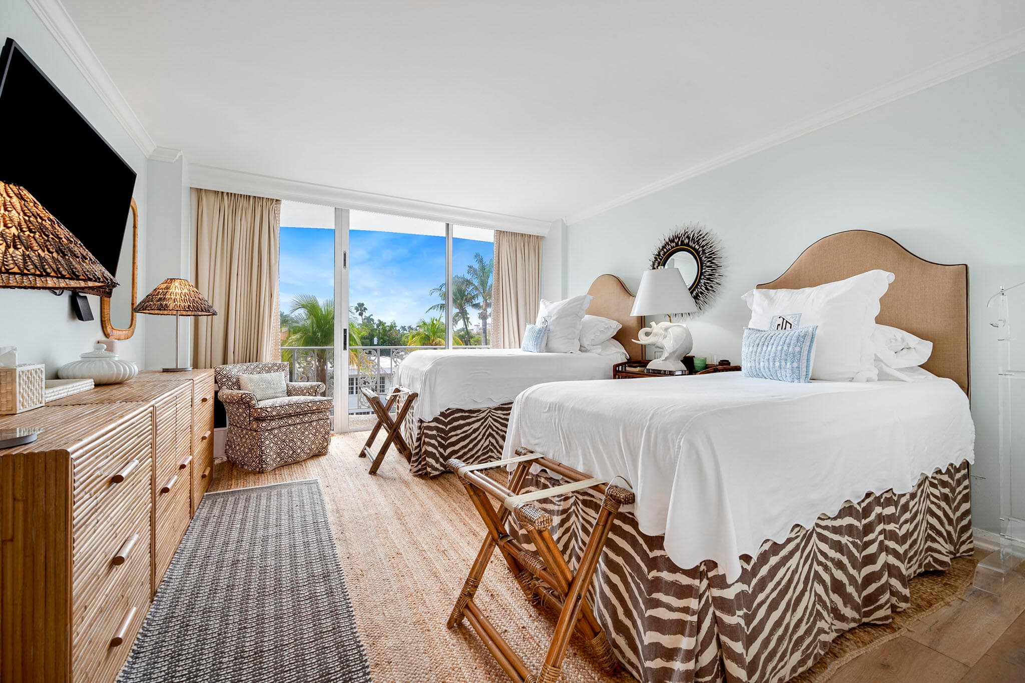227 Australian Avenue 3e, Palm Beach, FL 33480 — photo 8 of 16