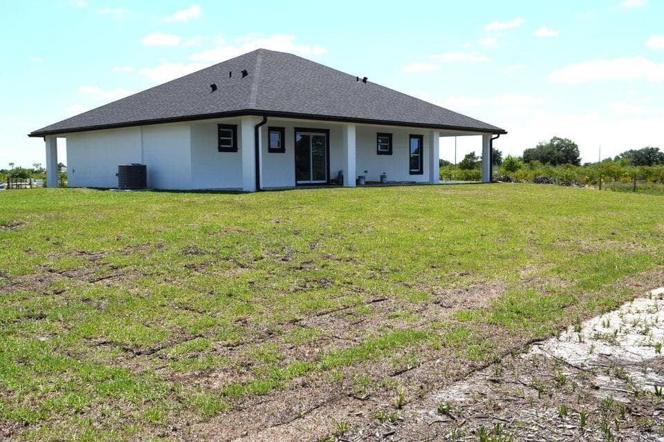 7542 NW 83rd Court, Okeechobee, FL 34972 — photo 40 of 56