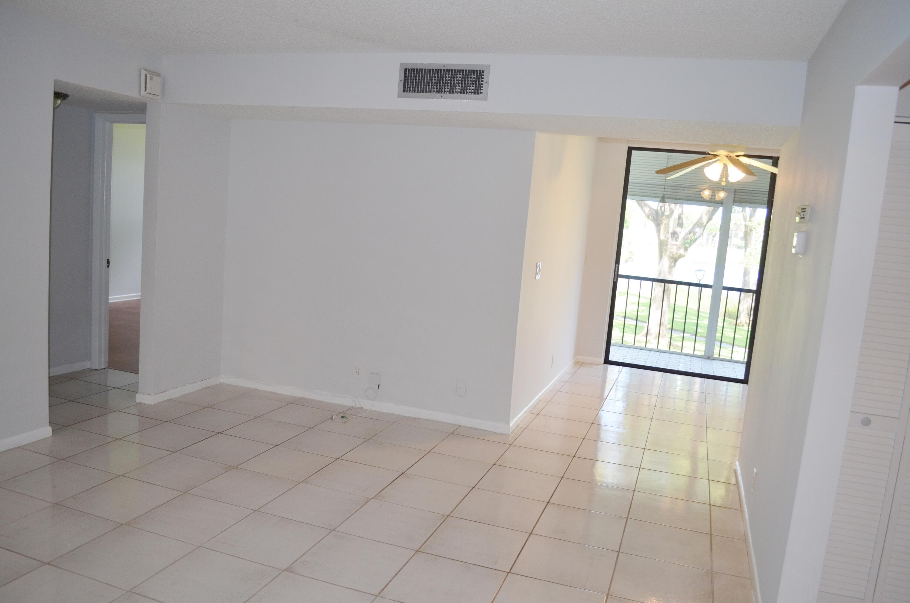 5220 Las Verdes Circle 211, Delray Beach, FL 33484 — photo 8 of 56