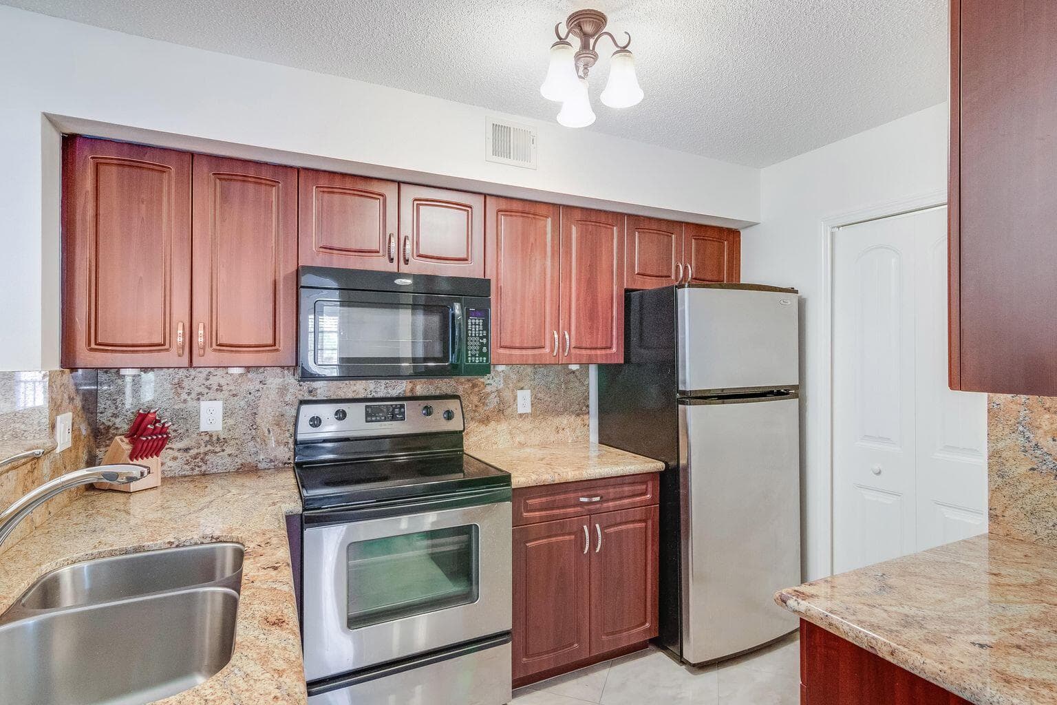 1715 Village Boulevard 201, West Palm Beach, FL 33409 — photo 7 of 33
