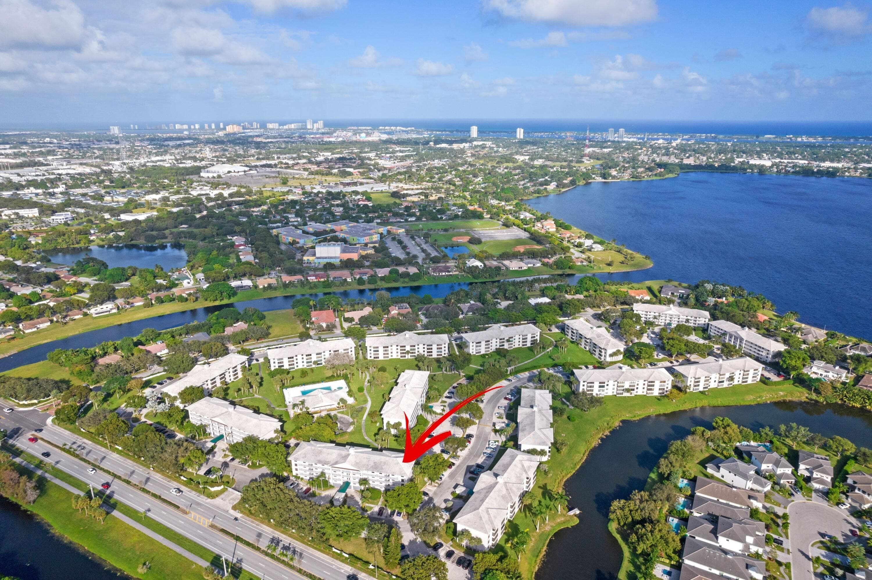3650 Whitehall Drive 202, West Palm Beach, FL 33401 — photo 8 of 36