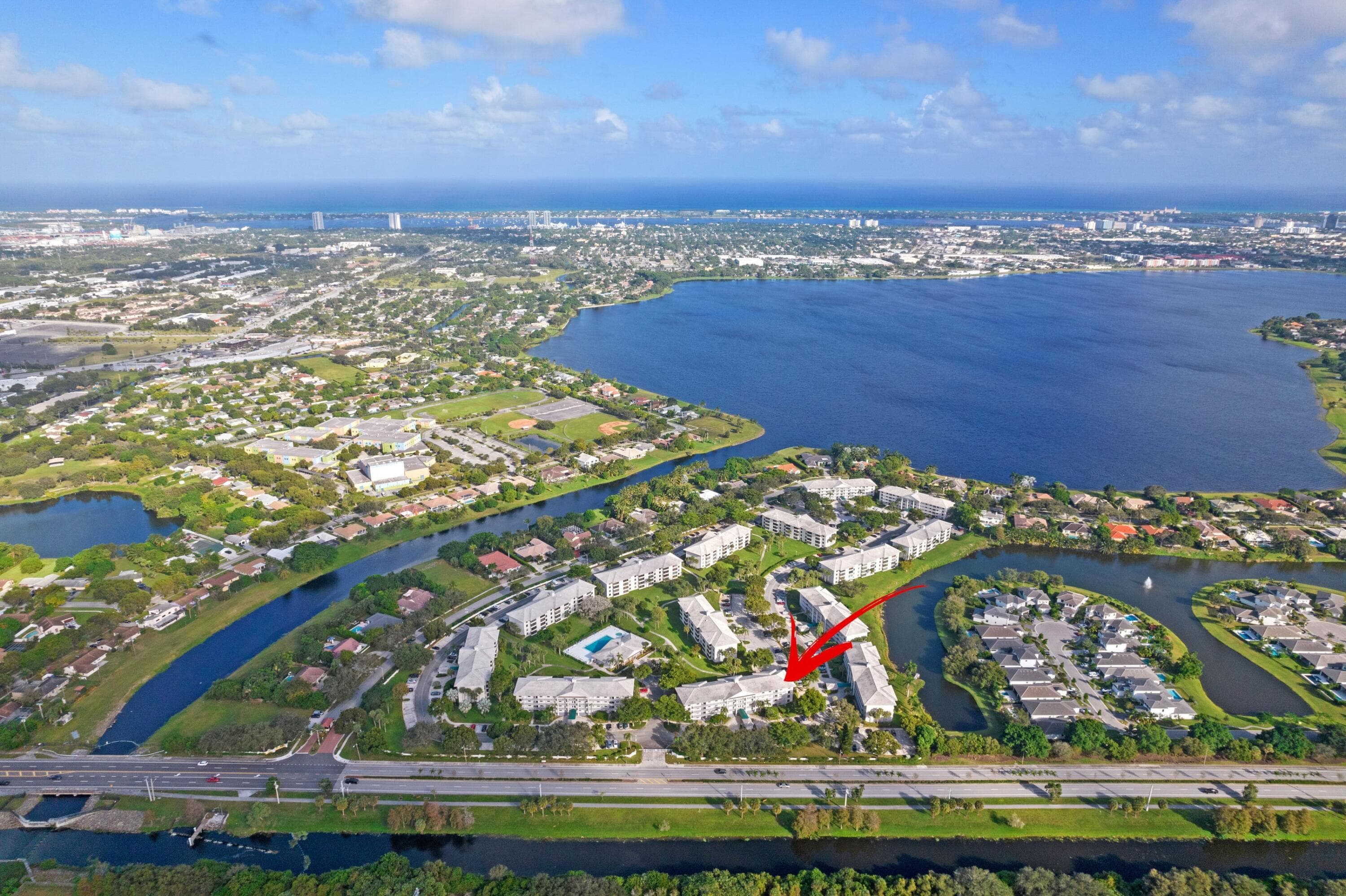 3650 Whitehall Drive 202, West Palm Beach, FL 33401 — photo 10 of 36