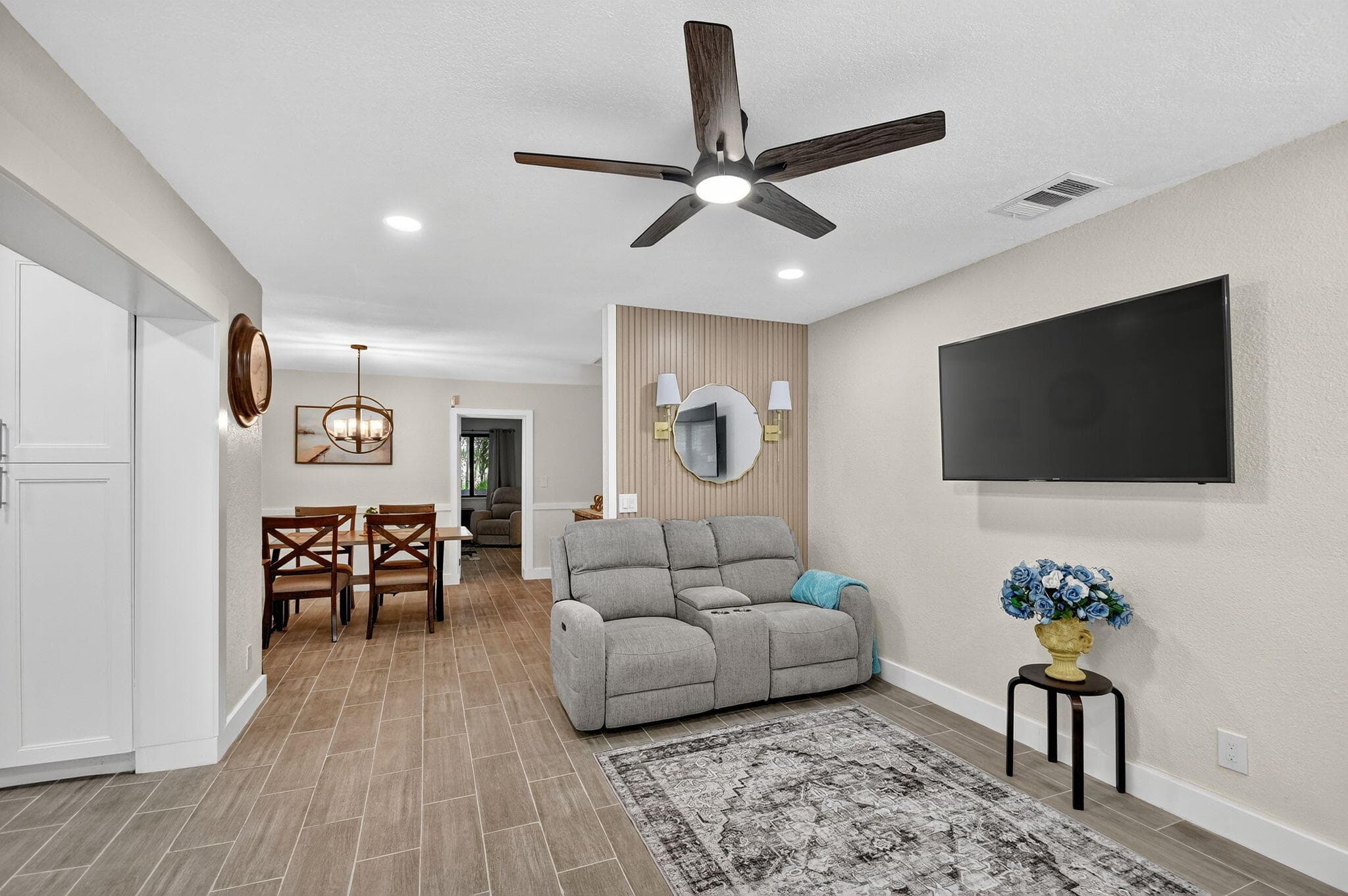 5008 Parker Avenue, West Palm Beach, FL 33405 — photo 5 of 32