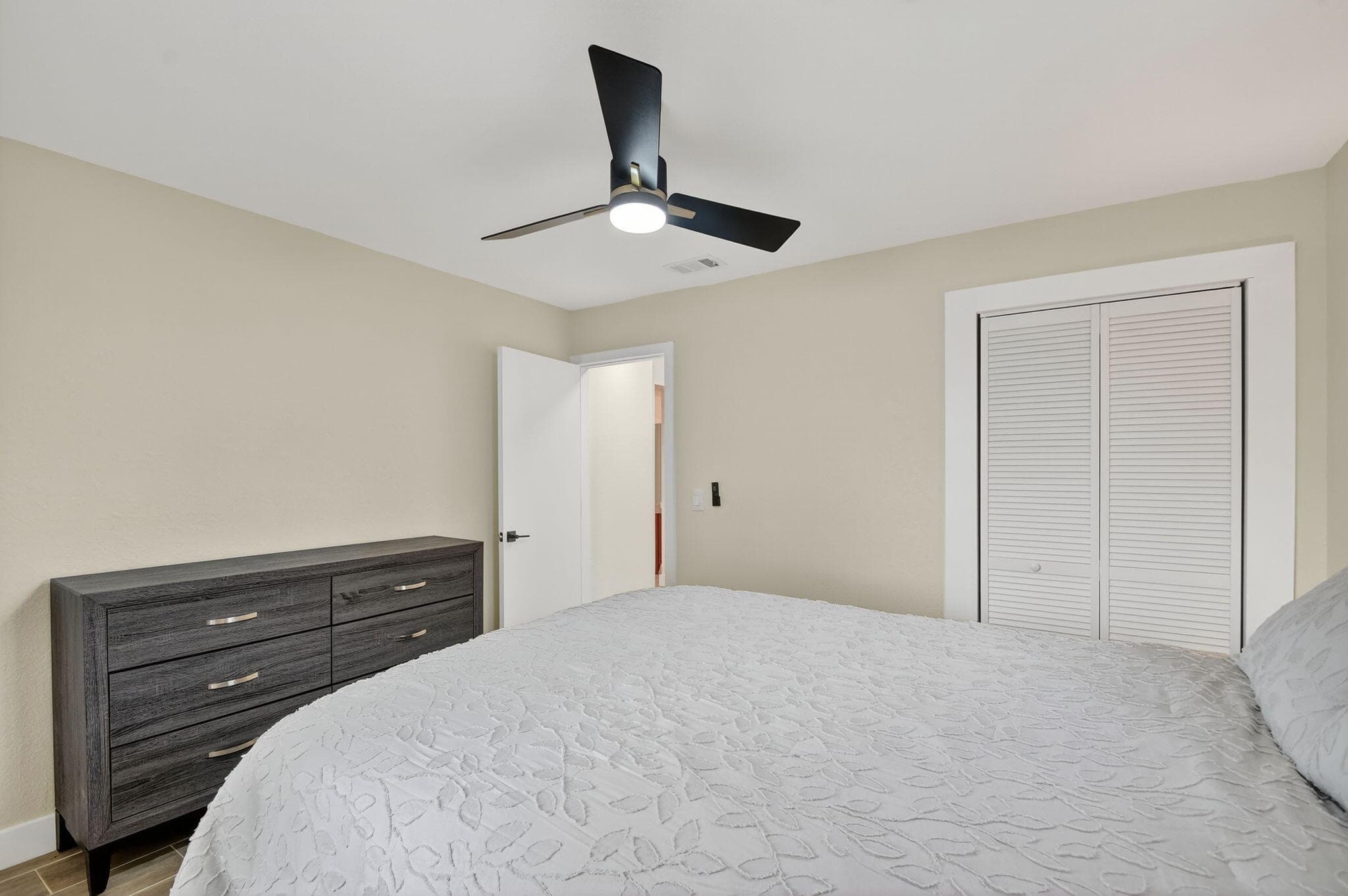 5008 Parker Avenue, West Palm Beach, FL 33405 — photo 23 of 32
