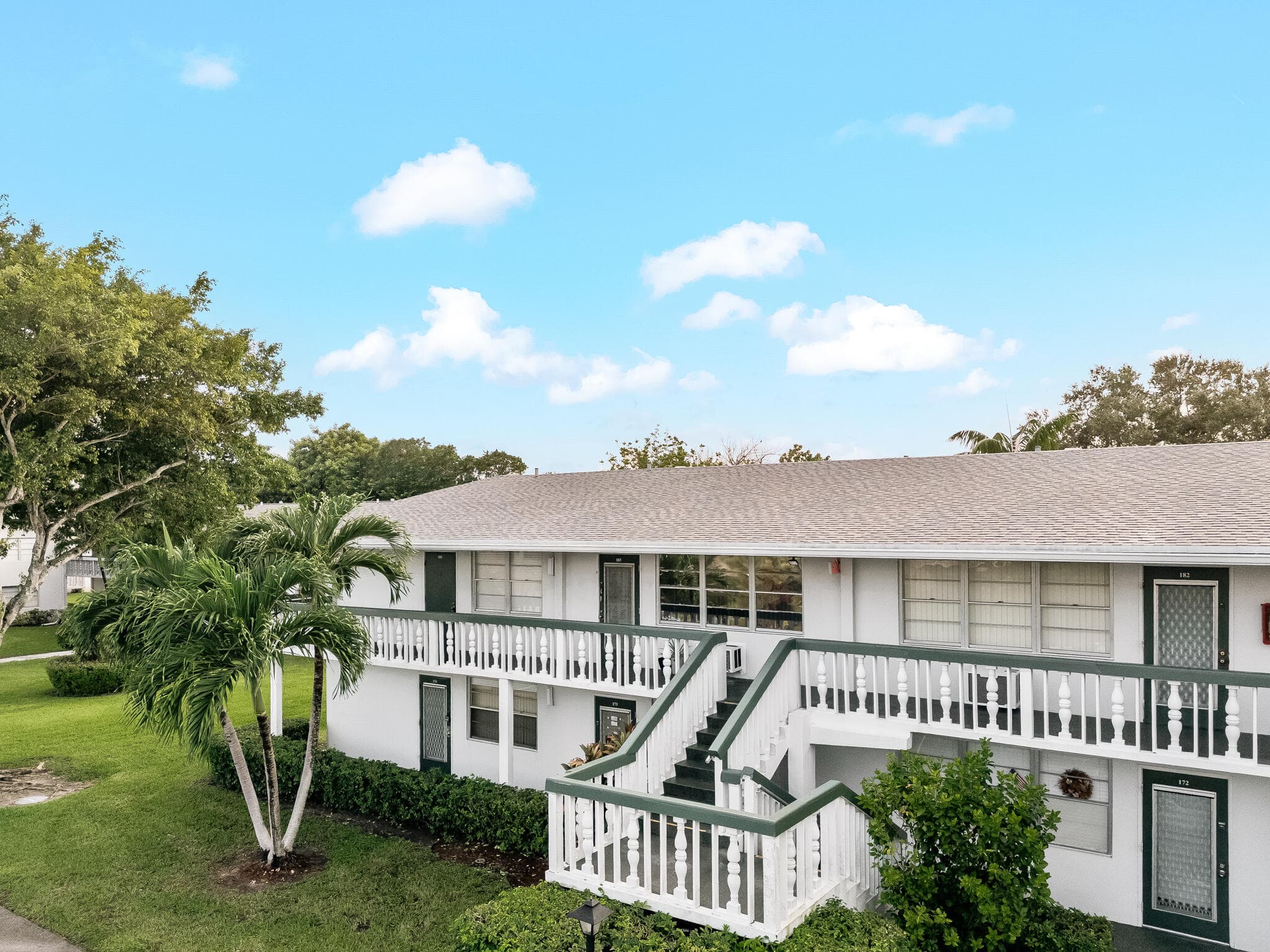 184 Oakridge L 184, Deerfield Beach, FL 33442 — photo 1 of 55