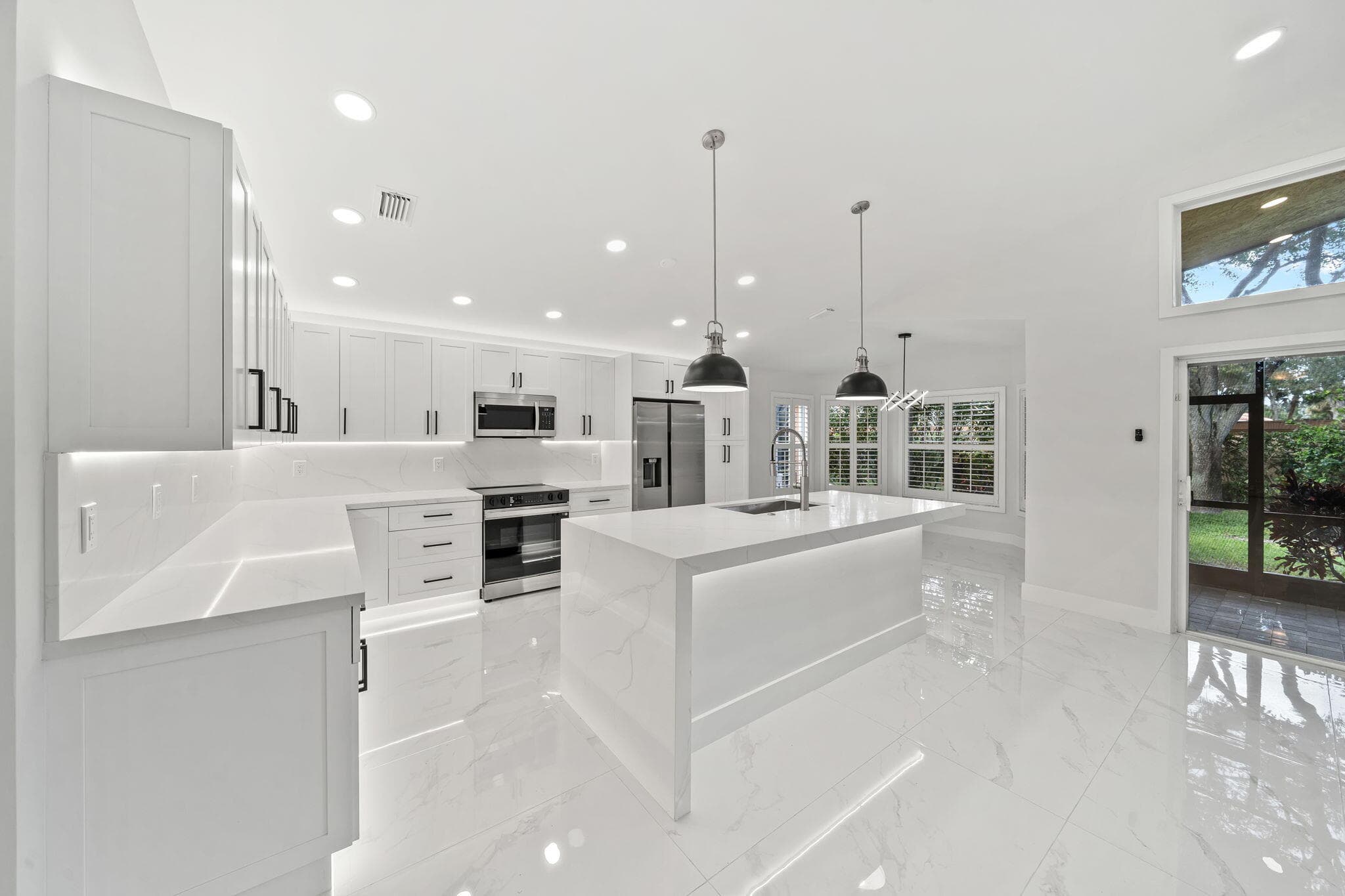 7273 Kea Lani Drive, Boynton Beach, FL 33437 — photo 1 of 35