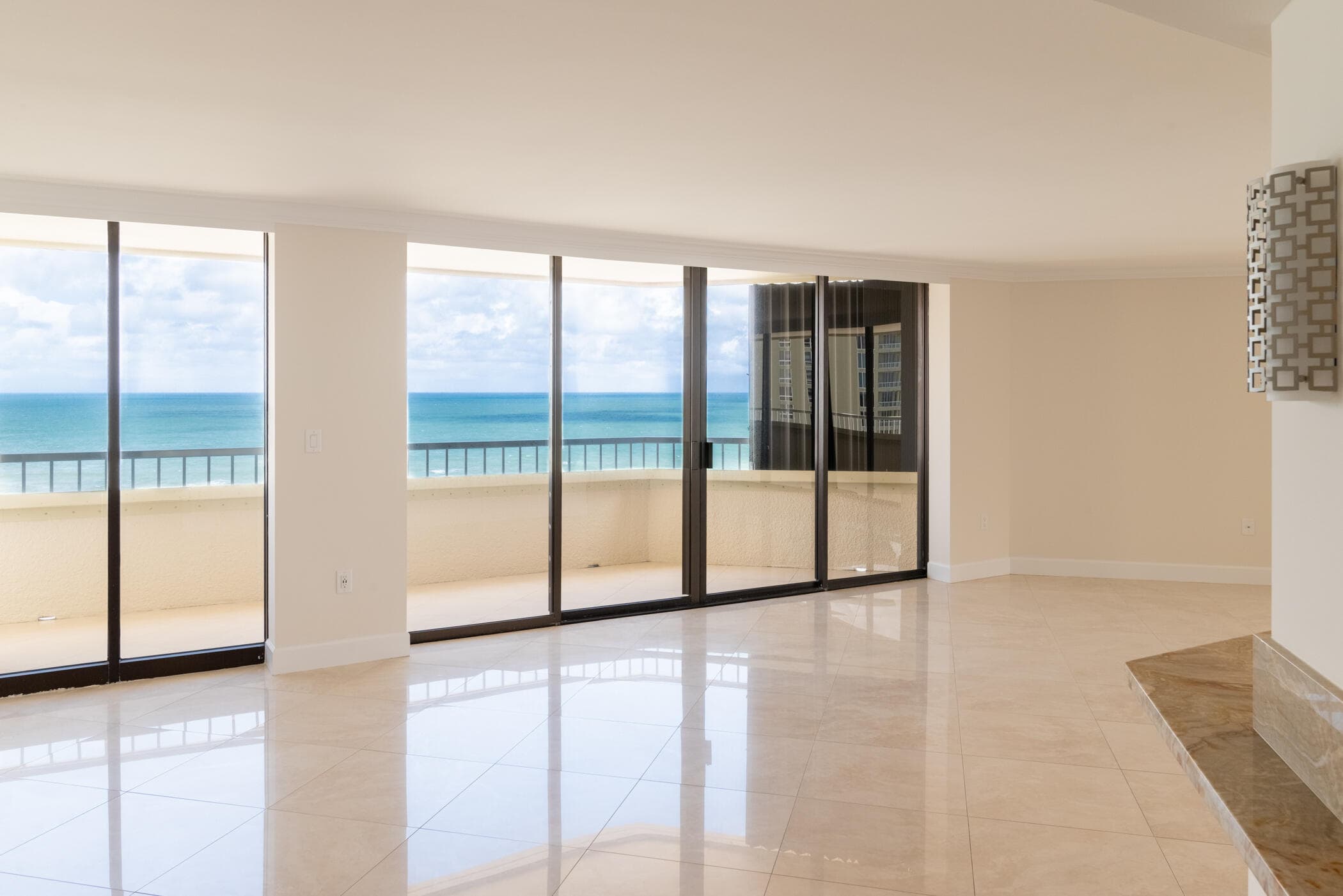 5070 N Ocean Drive 10a, Singer Island, FL 33404 — photo 4 of 39