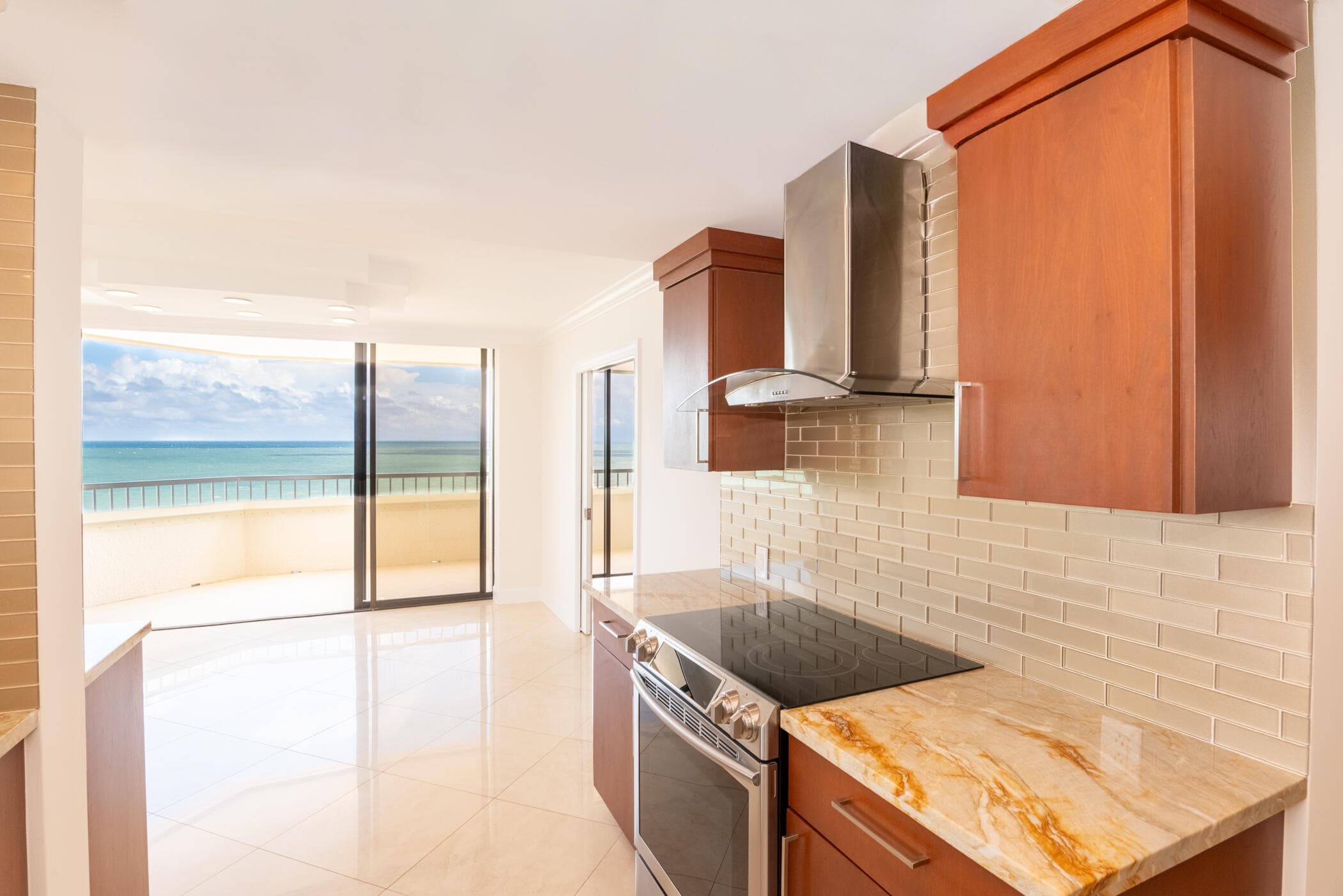 5070 N Ocean Drive 10a, Singer Island, FL 33404 — photo 12 of 39