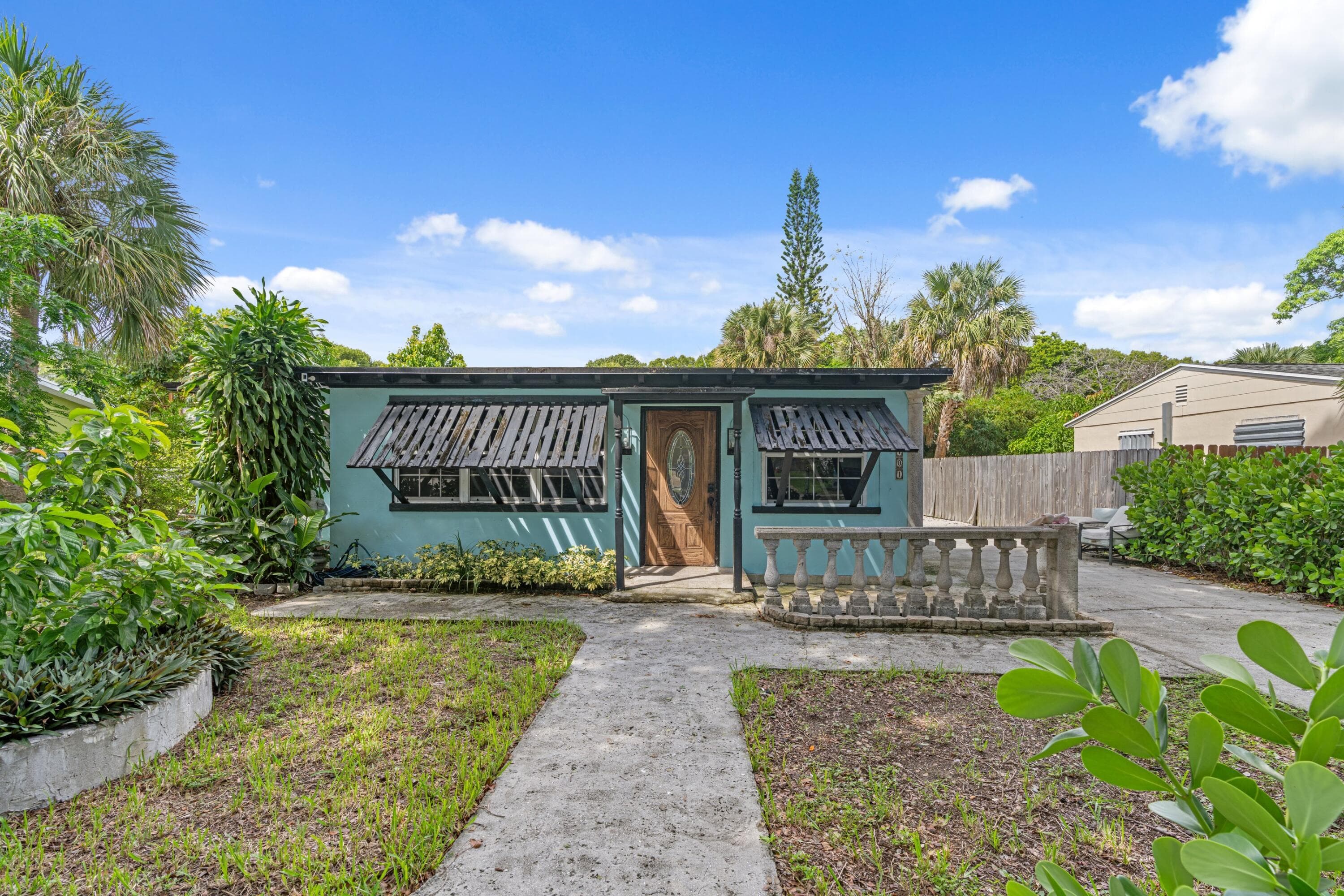 3101 Glenwood Road, West Palm Beach, FL 33405 — photo 2 of 21