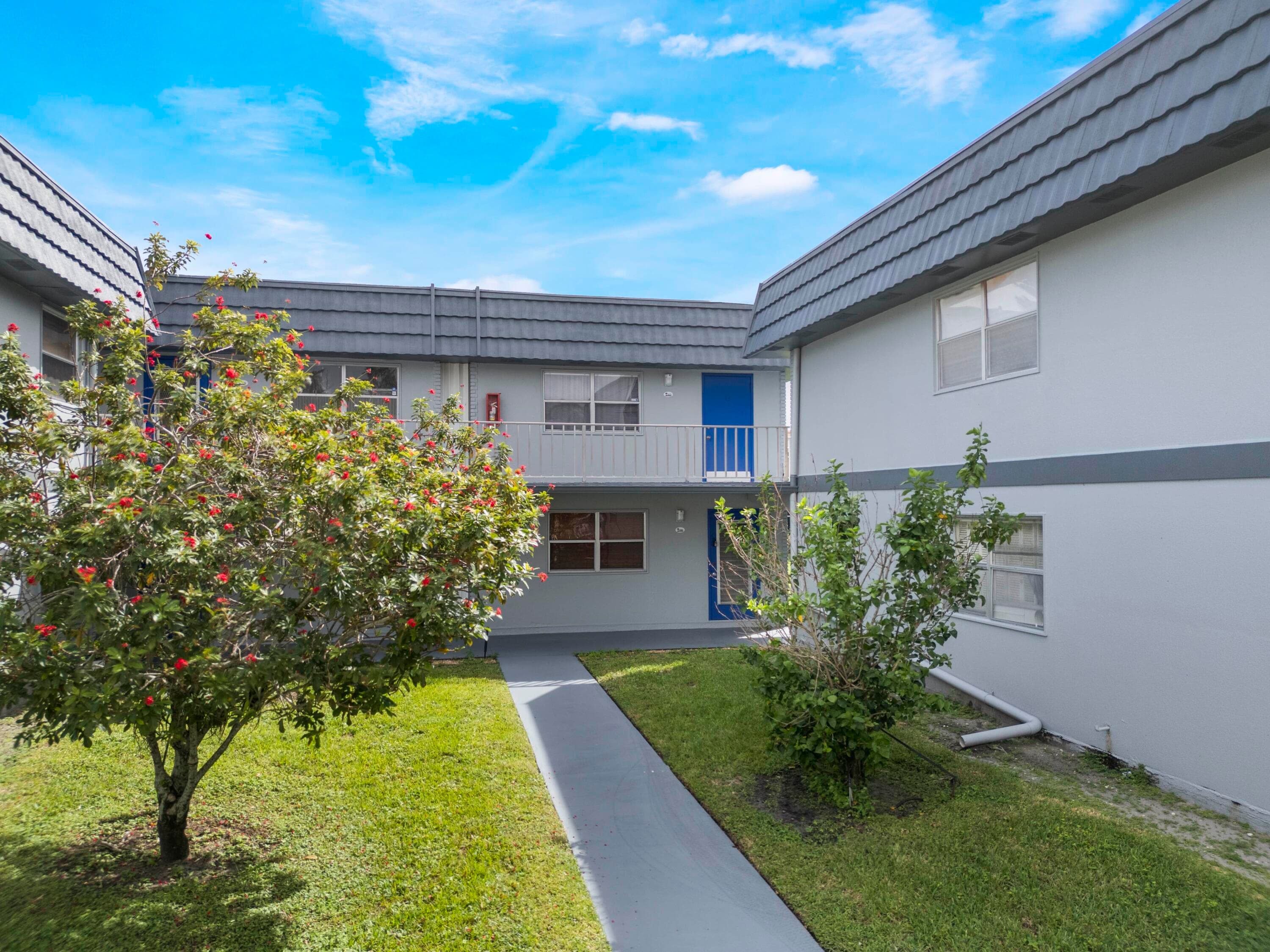 499 Saxony K, Delray Beach, FL 33446 — photo 19 of 33