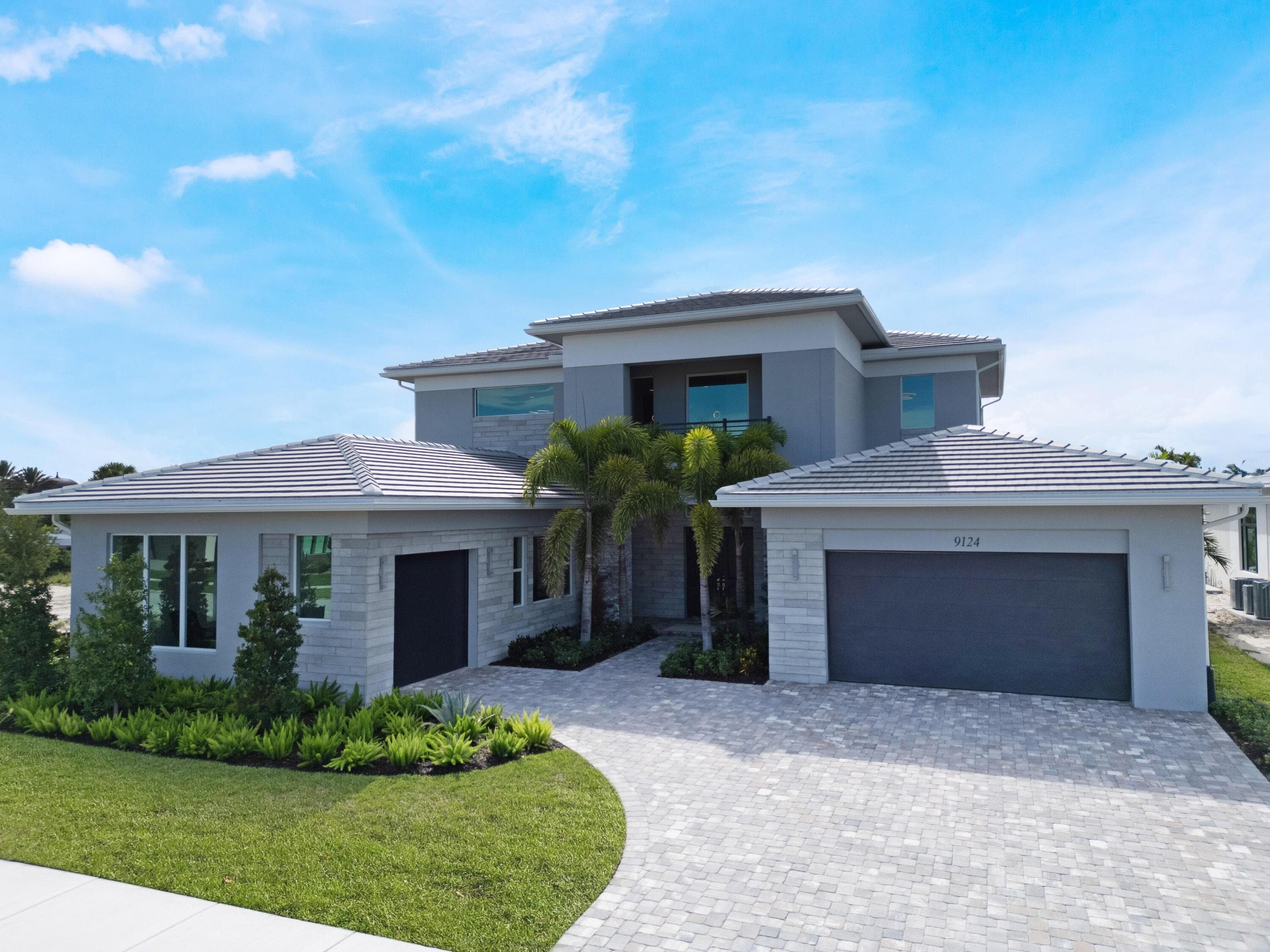 9124 Coral Isles Circle, Palm Beach Gardens, FL 33412 — photo 4 of 89