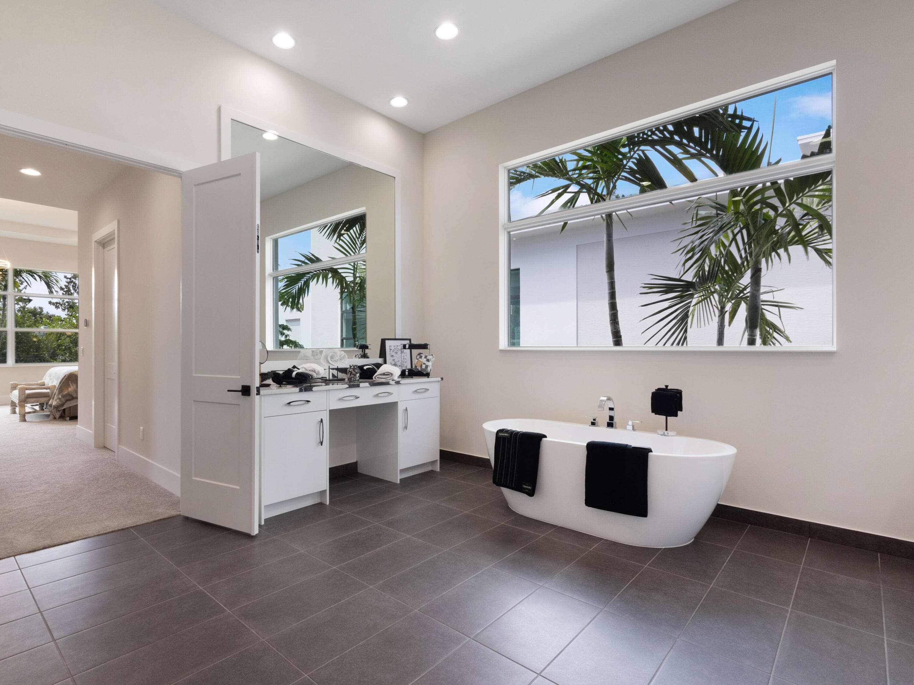 9124 Coral Isles Circle, Palm Beach Gardens, FL 33412 — photo 44 of 89
