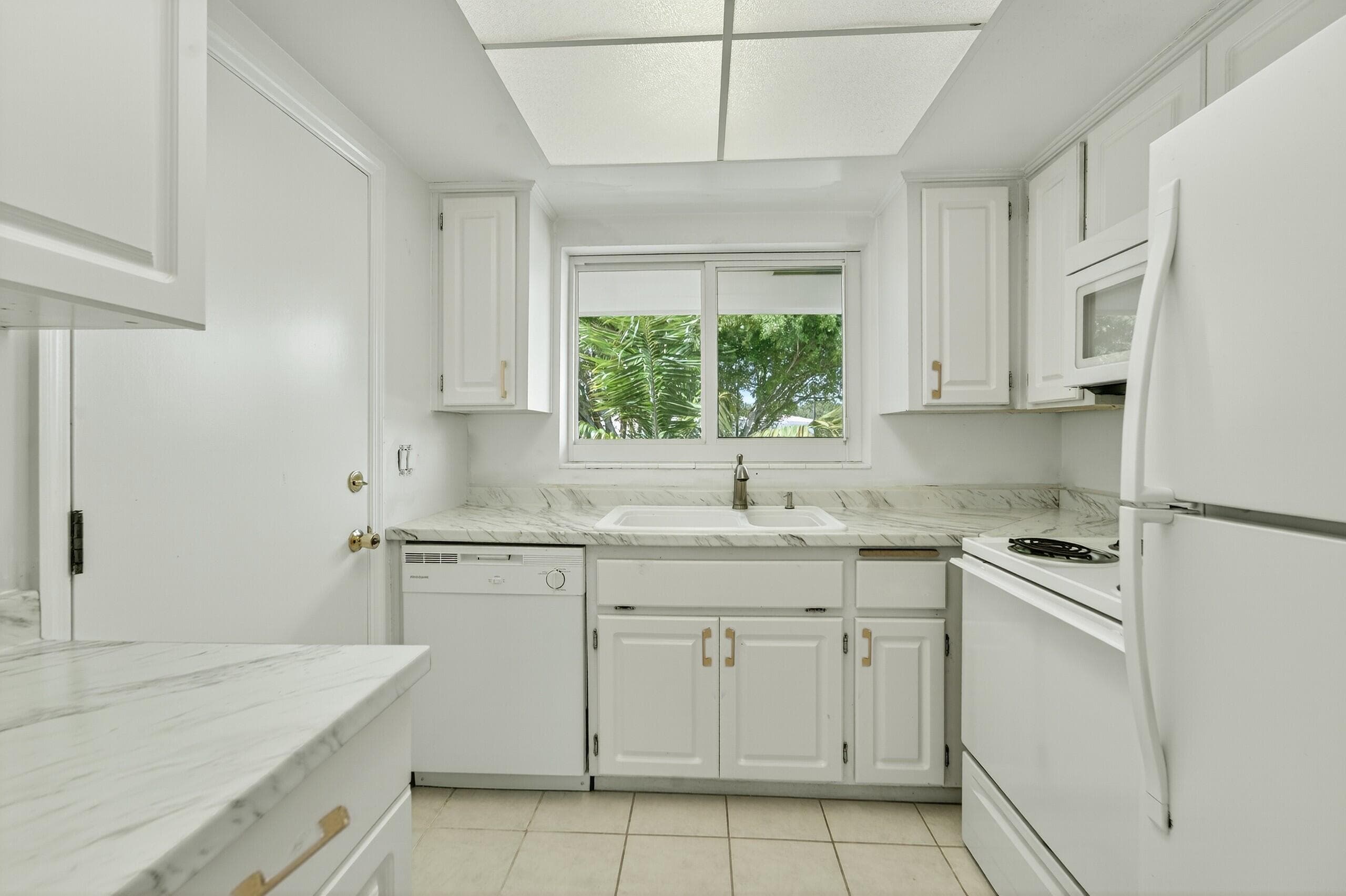 331 Tequesta Drive 224, Tequesta, FL 33469 — photo 8 of 33