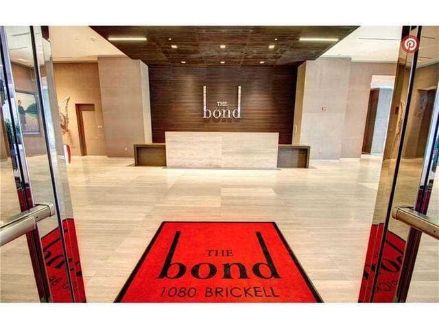 1080 Brickell Avenue 3305, Miami, FL 33131 — photo 1 of 30