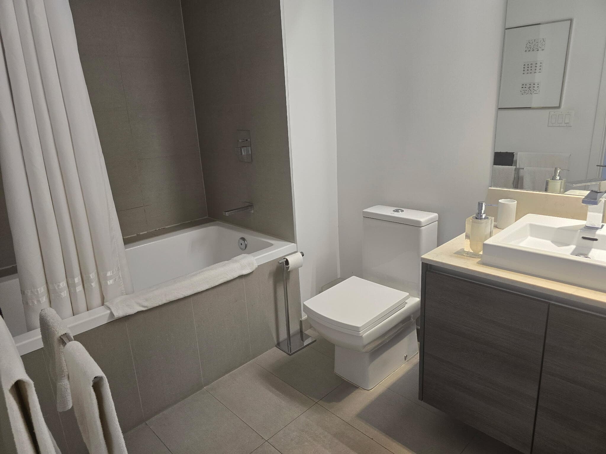 1080 Brickell Avenue 3305, Miami, FL 33131 — photo 28 of 30