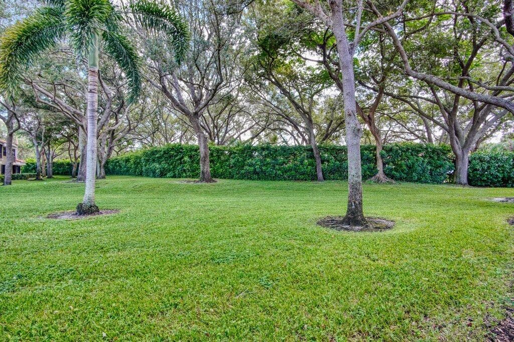 17388 Boca Club Boulevard 201, Boca Raton, FL 33487 — photo 40 of 44