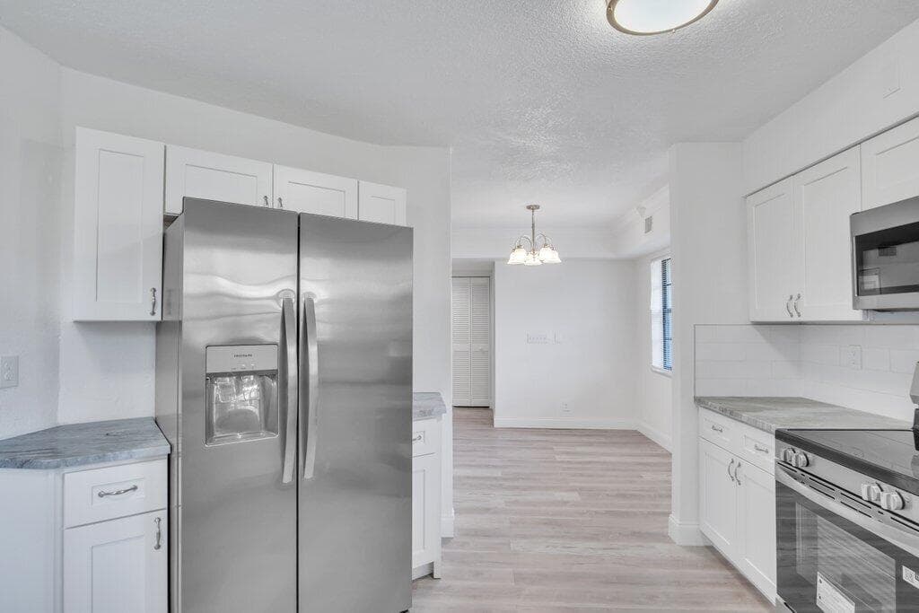 17388 Boca Club Boulevard 201, Boca Raton, FL 33487 — photo 10 of 44