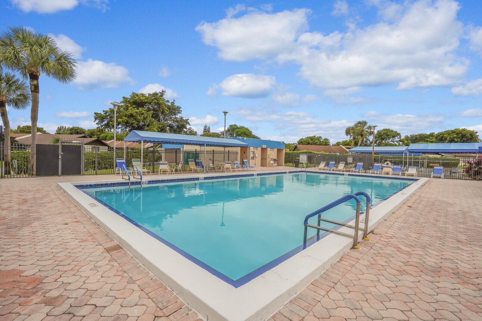 5190 Las Verdes Circle 214, Delray Beach, FL 33484 — photo 26 of 39