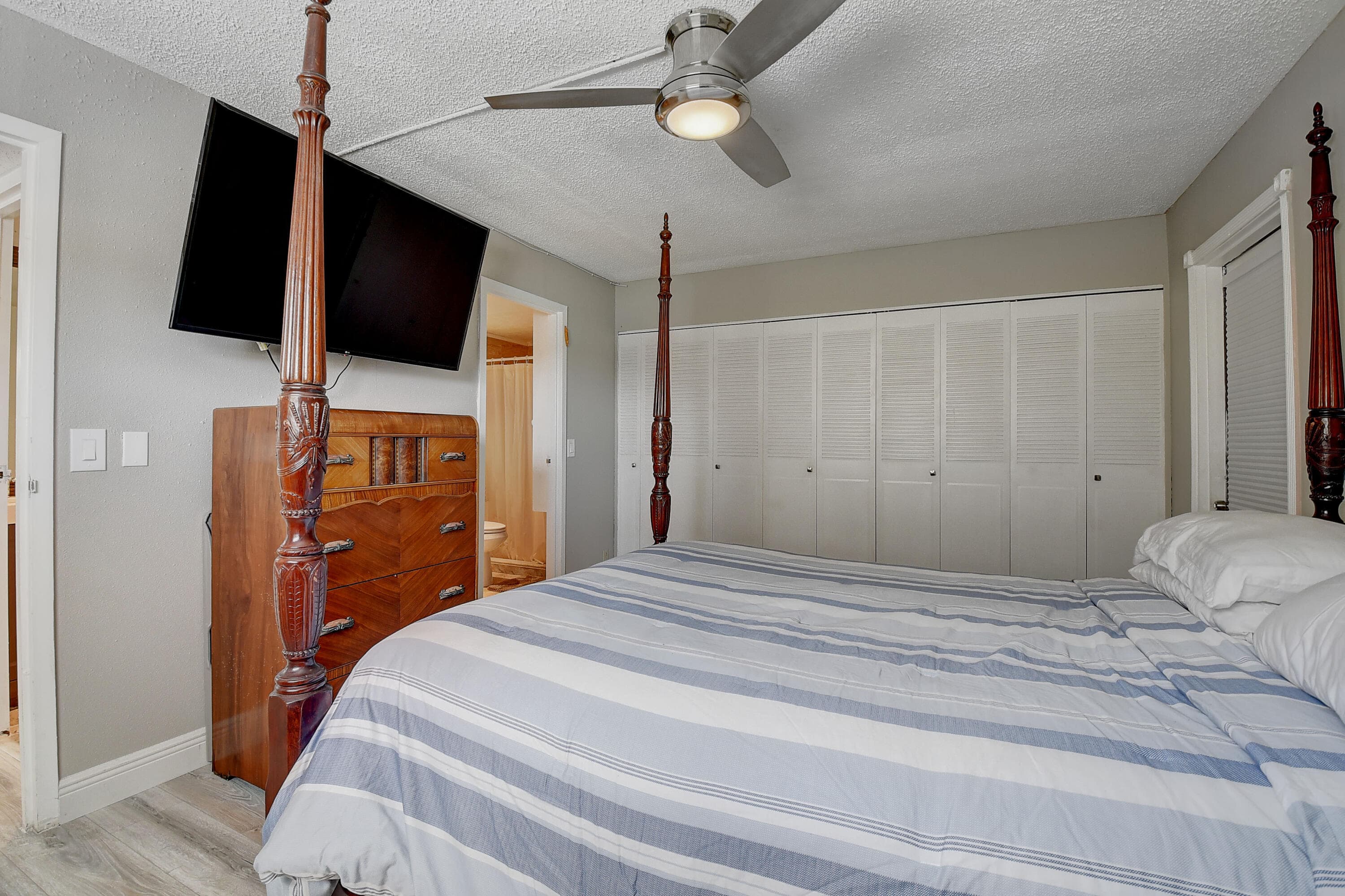 151 Saxony D 151, Delray Beach, FL 33446 — photo 15 of 43