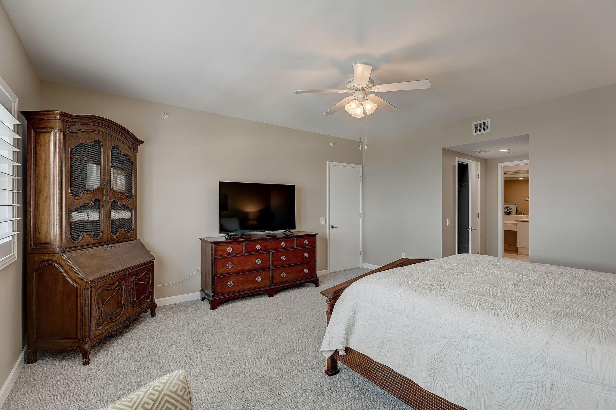 2650 Lake Shore Drive 804, Riviera Beach, FL 33404 — photo 18 of 59