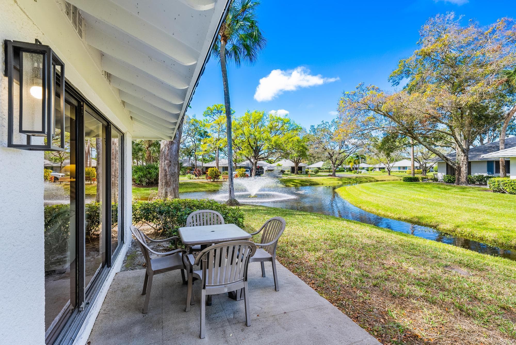 406 Club Drive, Palm Beach Gardens, FL 33418 — photo 19 of 31