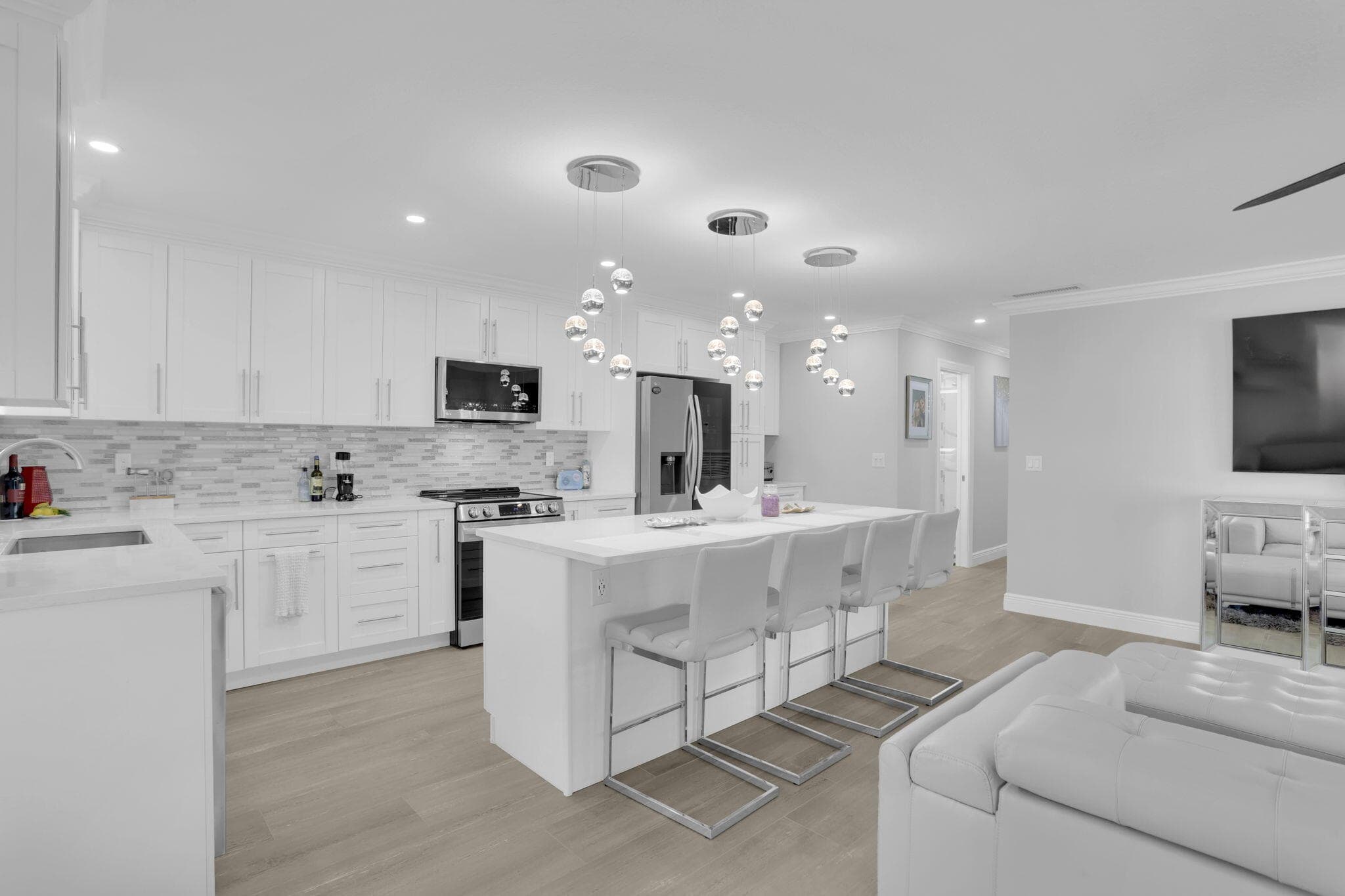 540 High Point Drive A, Delray Beach, FL 33445 — photo 2 of 27