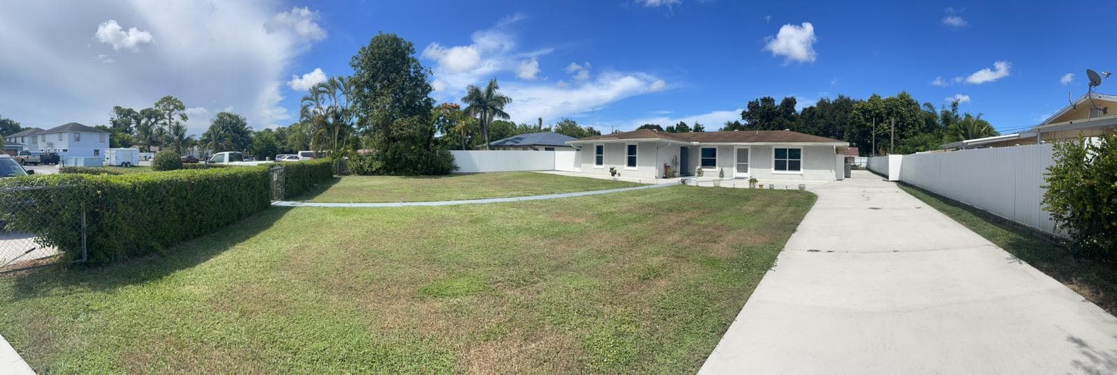 2084 Laura Lane, West Palm Beach, FL 33415 — photo 3 of 25
