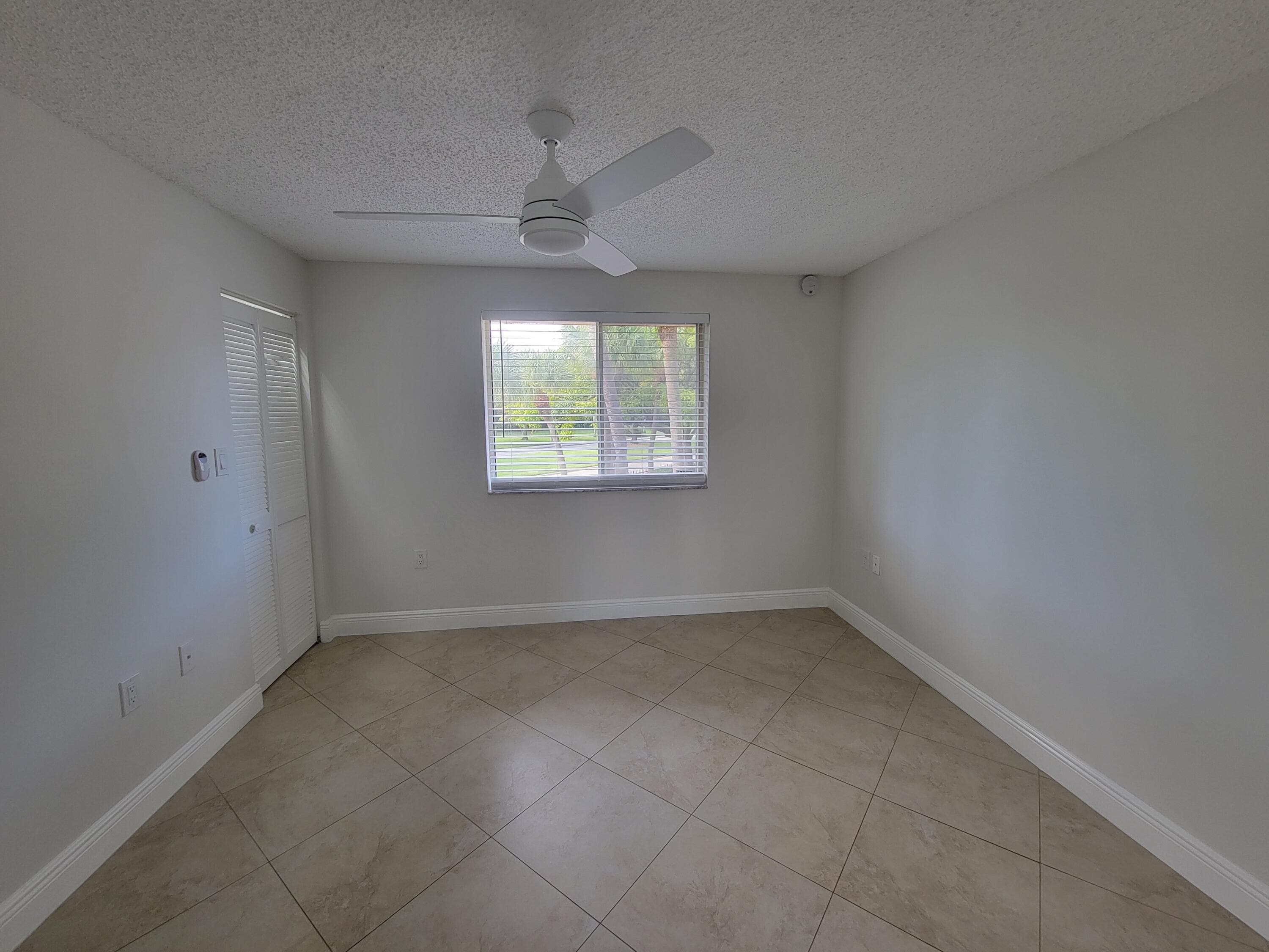 4208 Glenmoor Drive, West Palm Beach, FL 33409 — photo 21 of 36