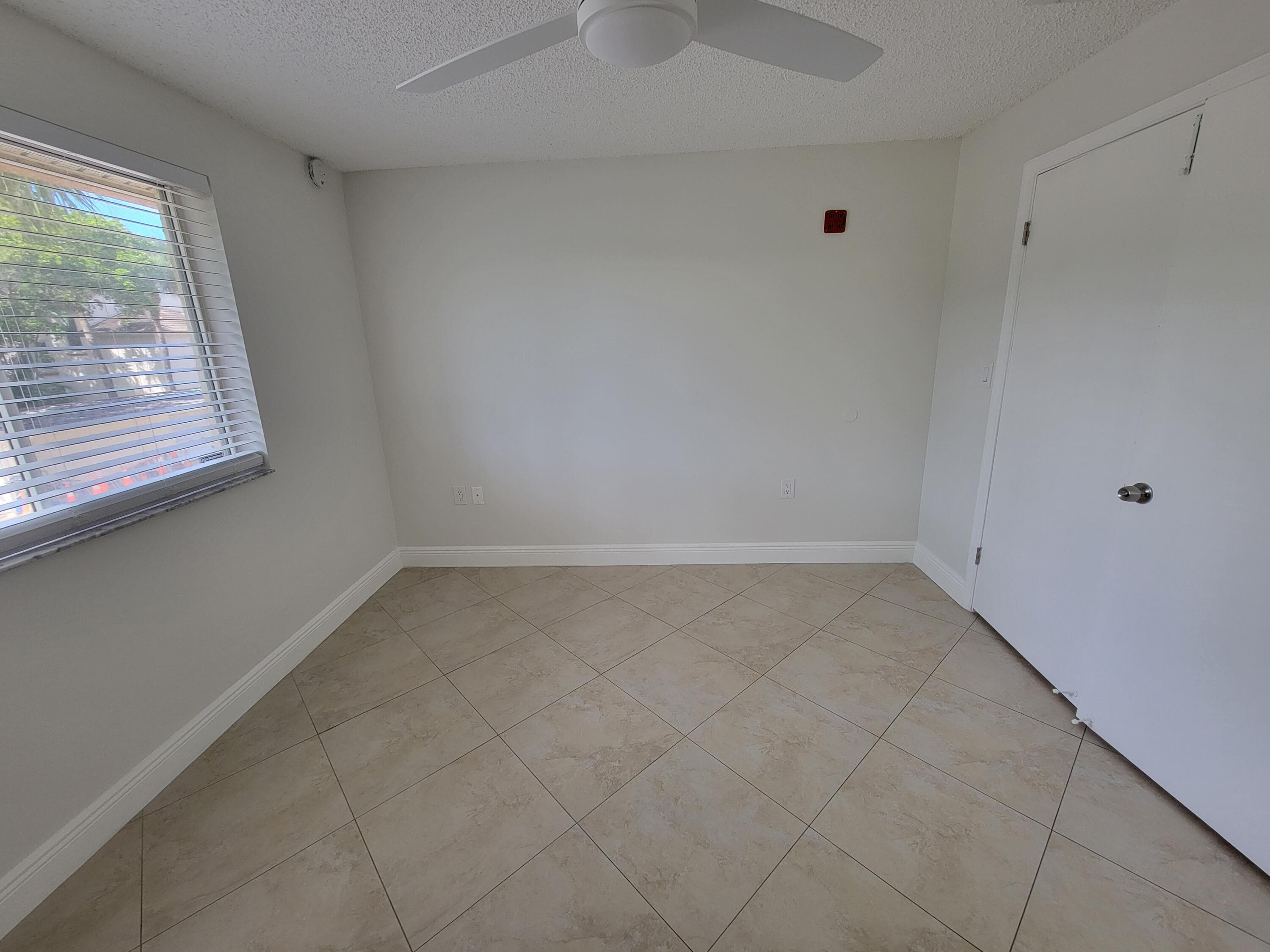 4208 Glenmoor Drive, West Palm Beach, FL 33409 — photo 25 of 36
