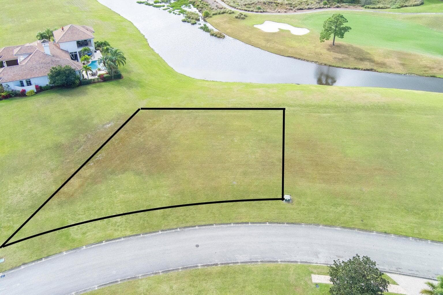 102 SE Santa Lucia, Port St. Lucie, FL 34984 — photo 3 of 8
