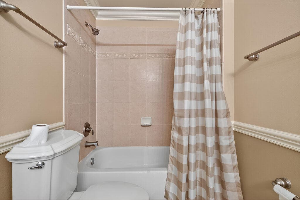 212 Berenger Walk, Royal Palm Beach, FL 33414 — photo 22 of 33