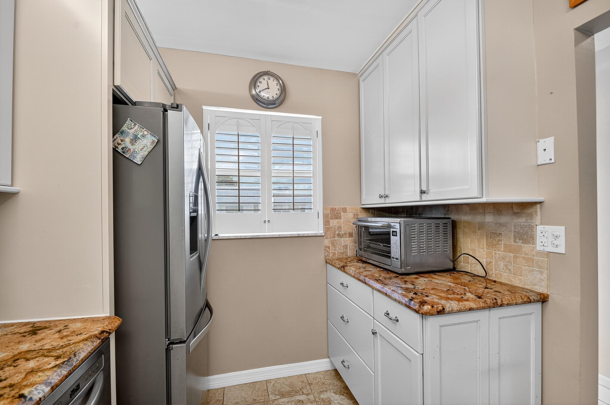204 Oxford 300, West Palm Beach, FL 33417 — photo 5 of 39