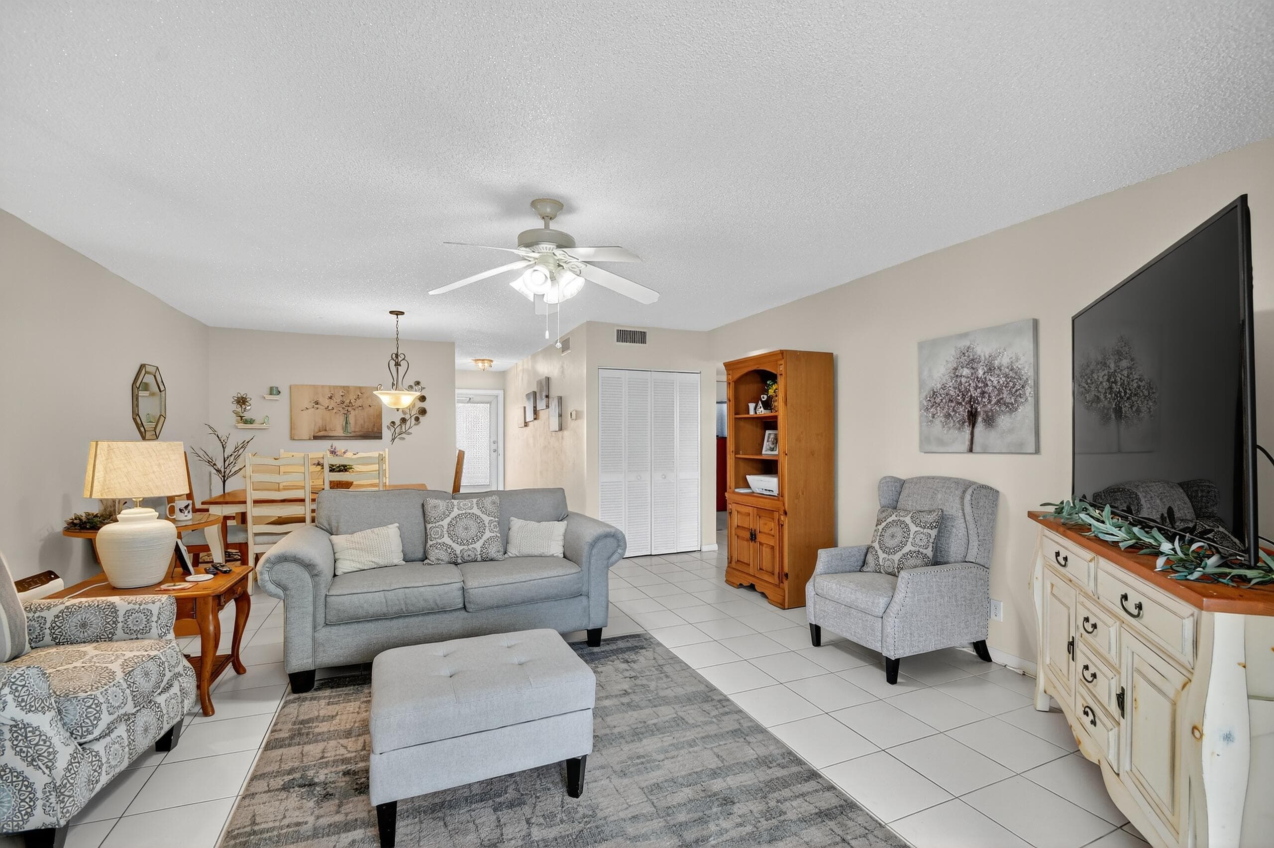 204 Oxford 300, West Palm Beach, FL 33417 — photo 13 of 39
