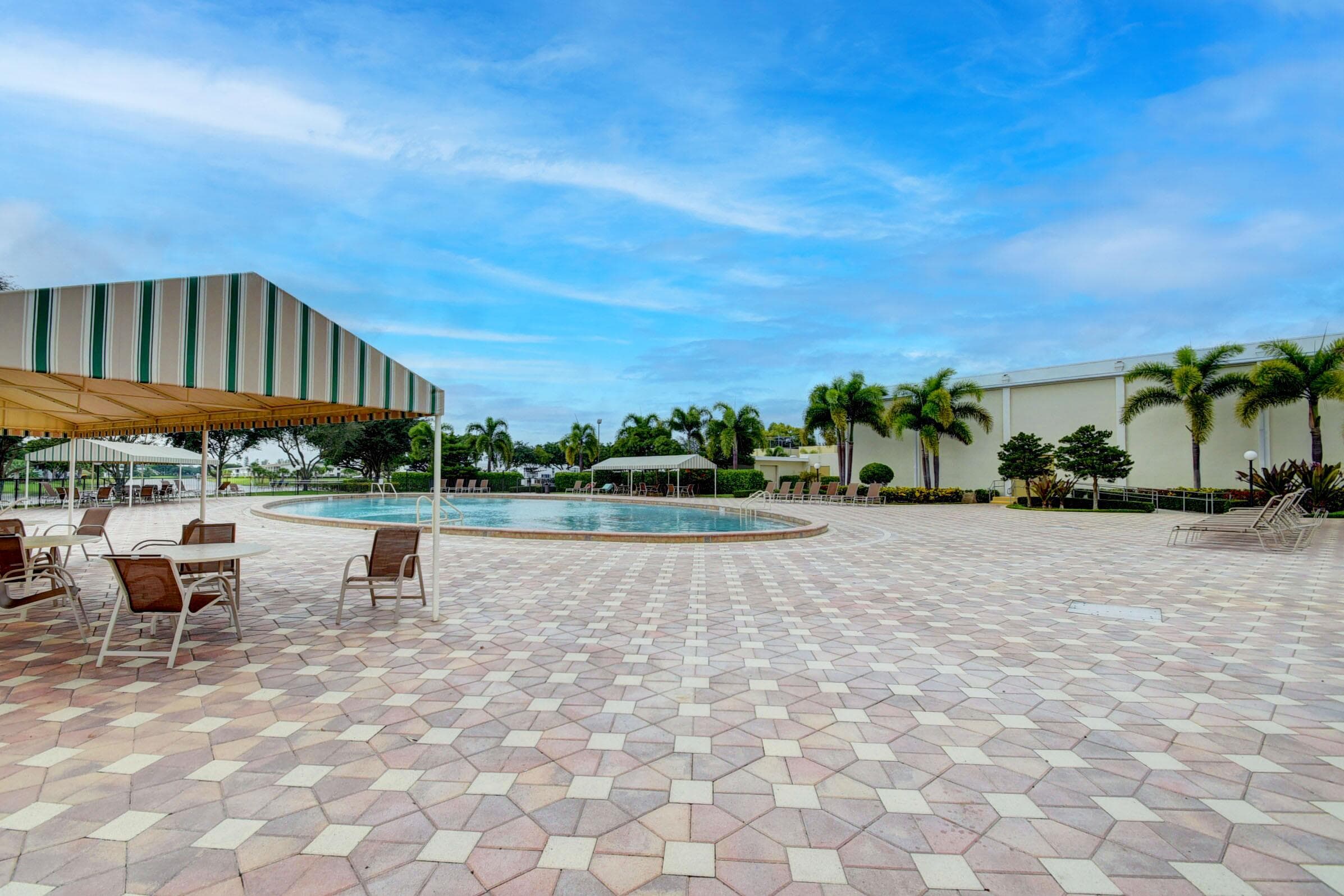 204 Oxford 300, West Palm Beach, FL 33417 — photo 32 of 39